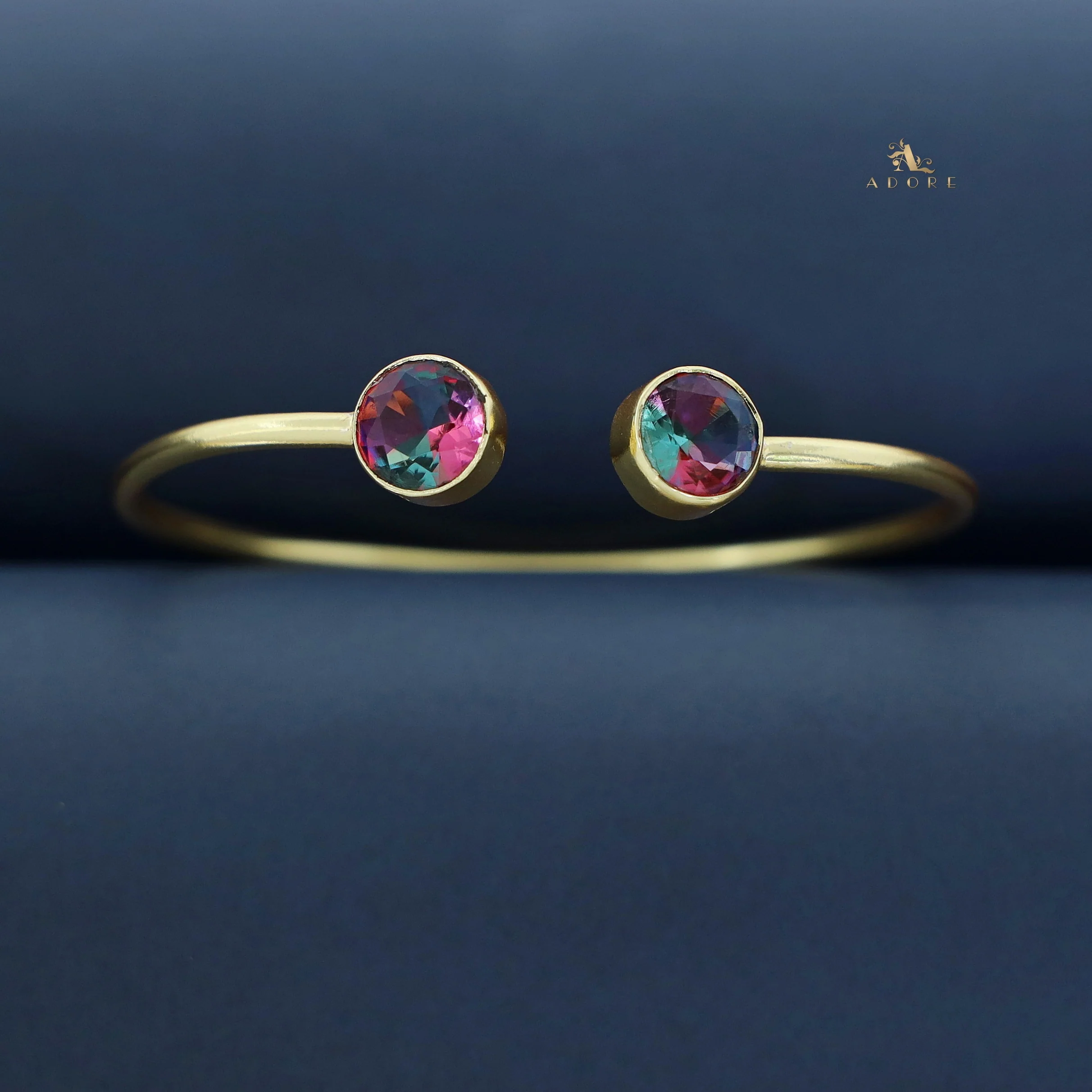 Kelvira Round Glossy Bangle - Image 29
