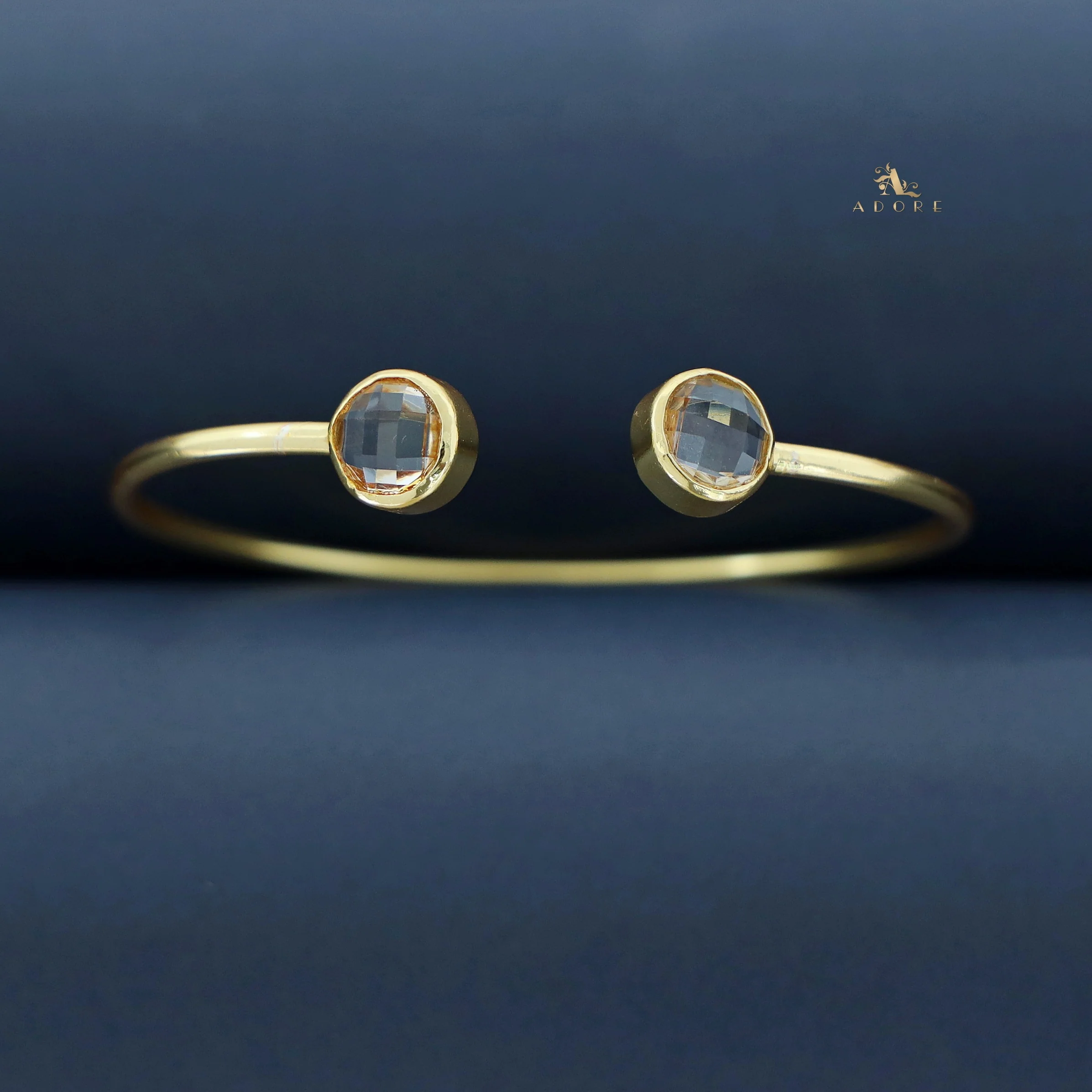 Kelvira Round Glossy Bangle - Image 31