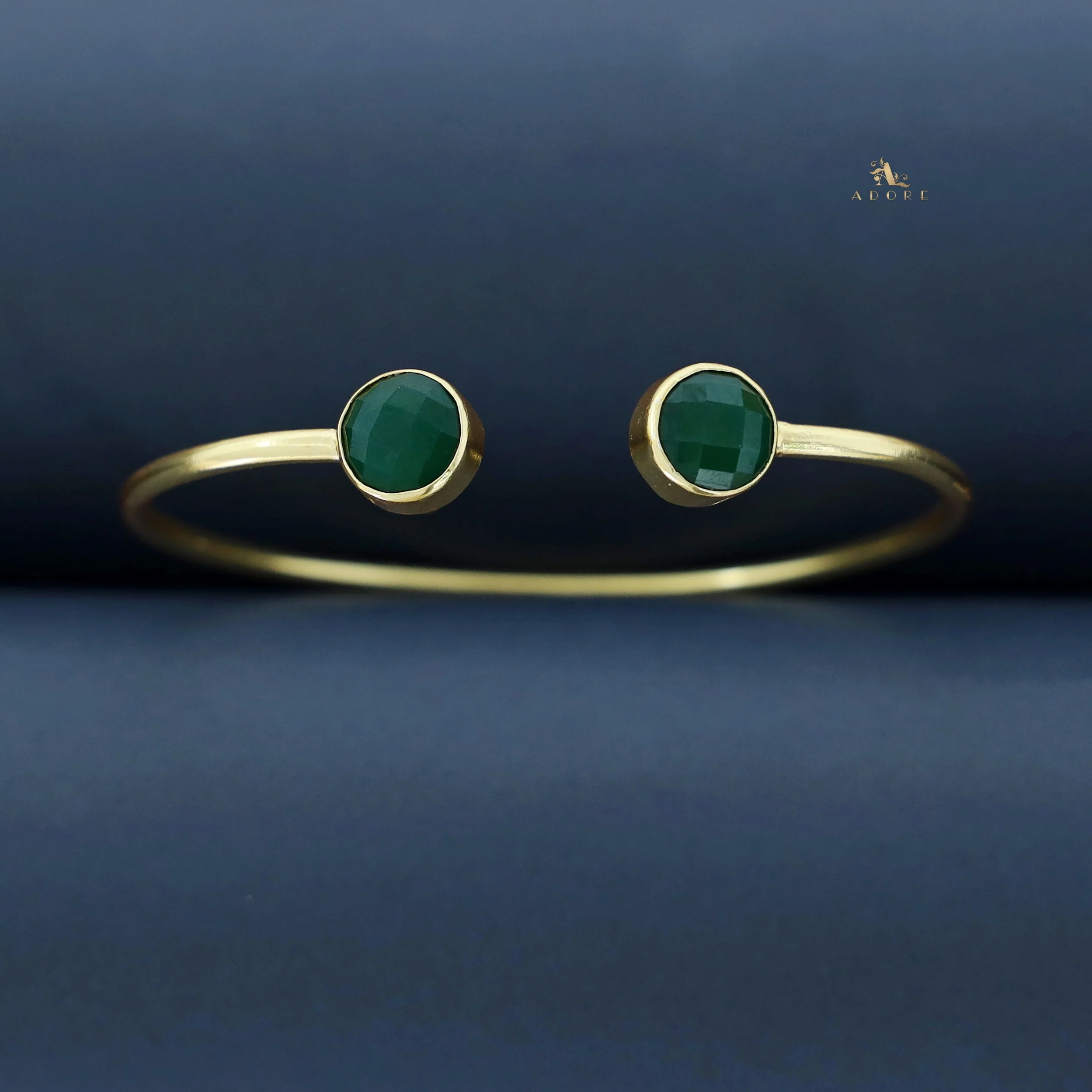 Kelvira Round Glossy Bangle - Image 33
