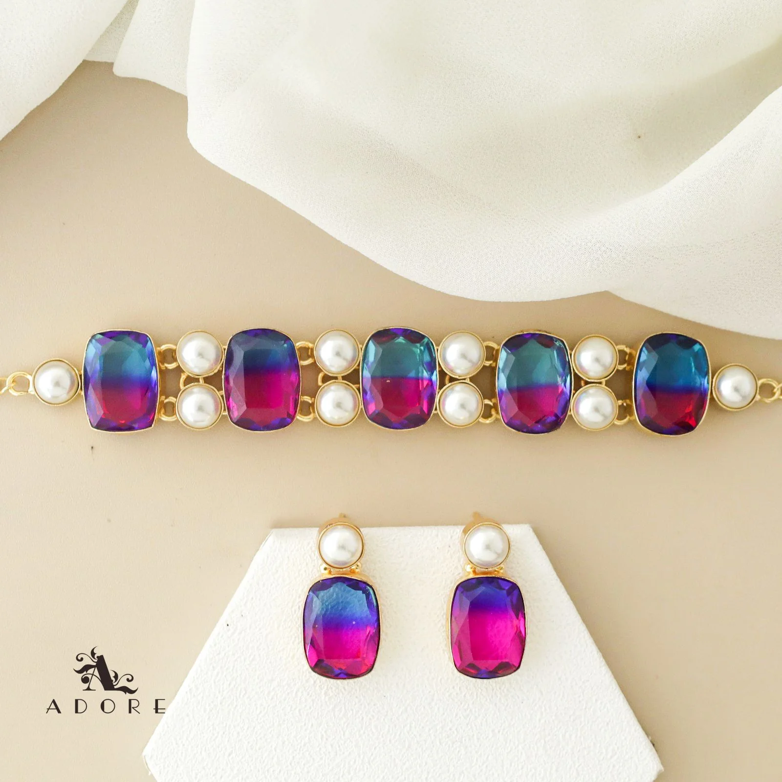Kerensa Rectangle Glossy Baroque Choker With Earring - Image 16