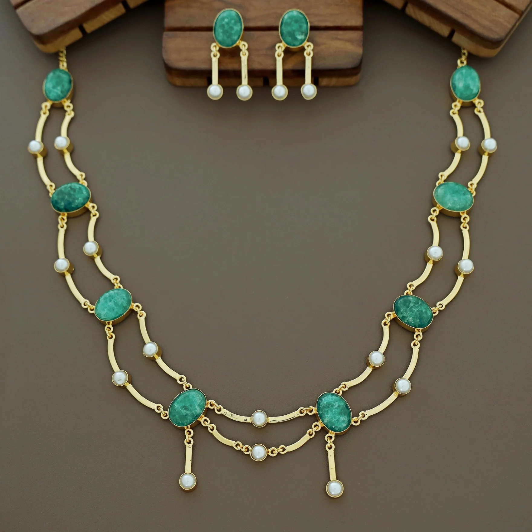Kesia 2 Layer Natural Stone Pearl Neckpiece With Earring - Image 3