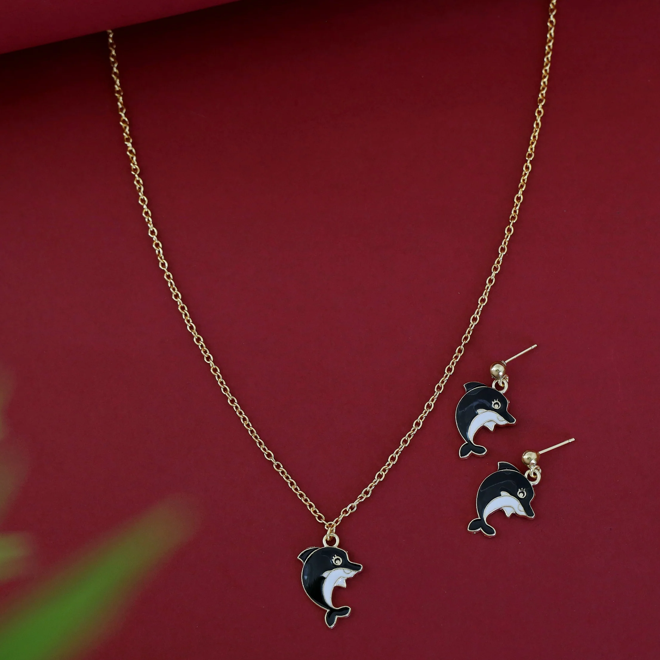 Kids Charm Tiny Dolphin Neckpiece With Earring - Image 4