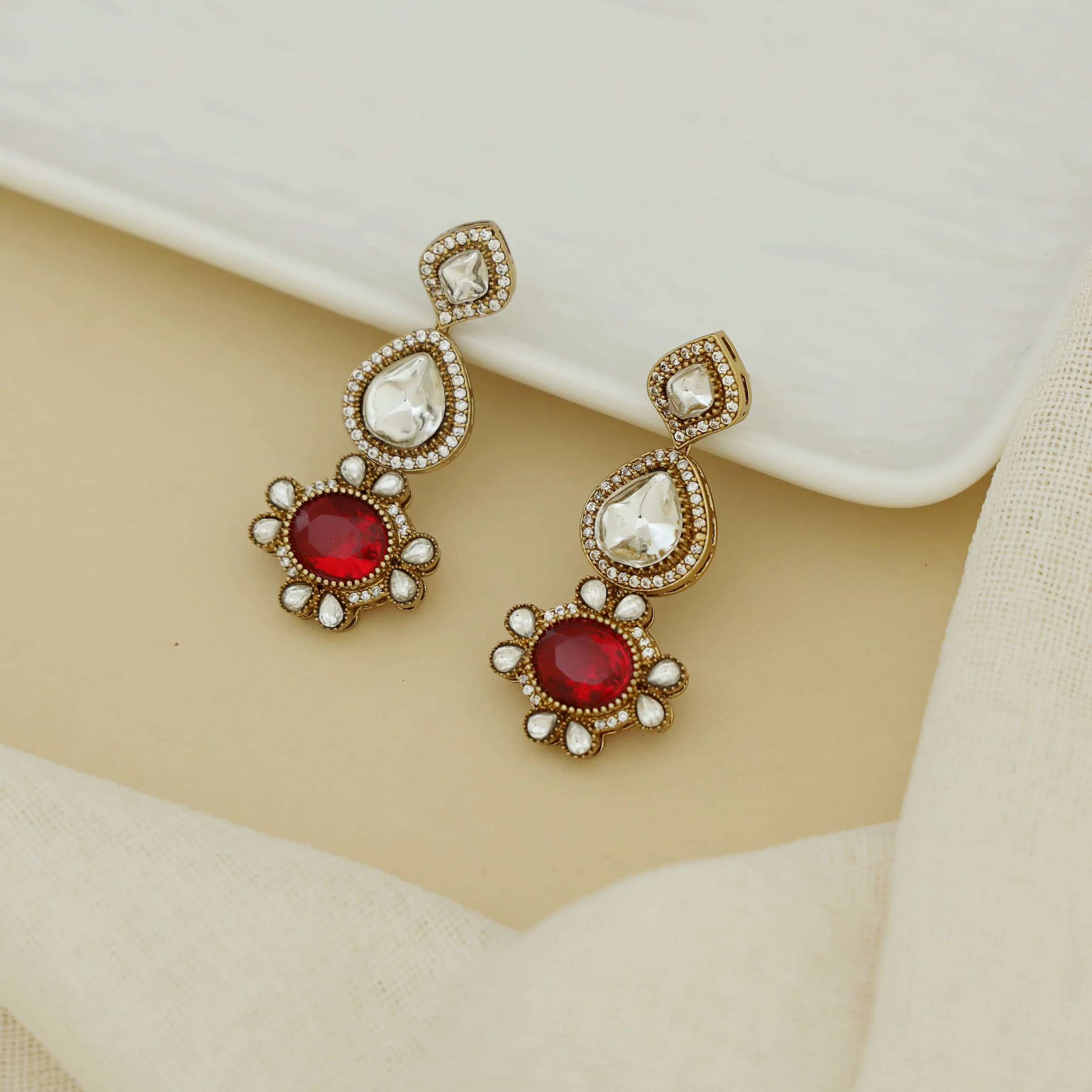 Krithina Kundan Glossy Stone Earring - Image 3