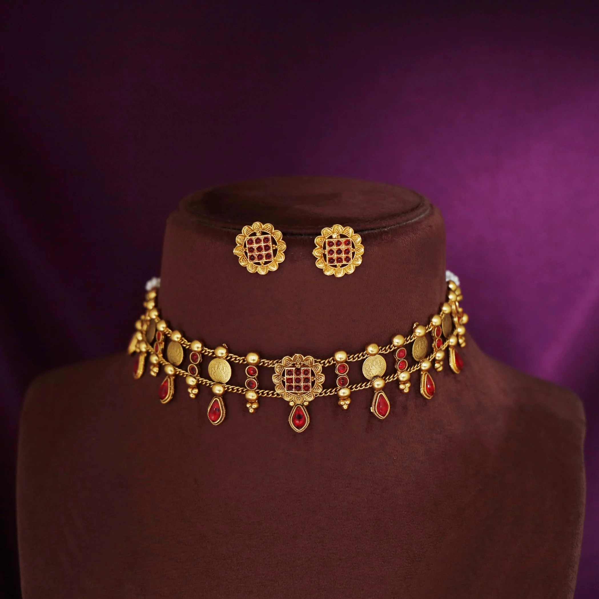 Kriti 2 Layer Chitrani Kashi Choker with Earring - Image 4