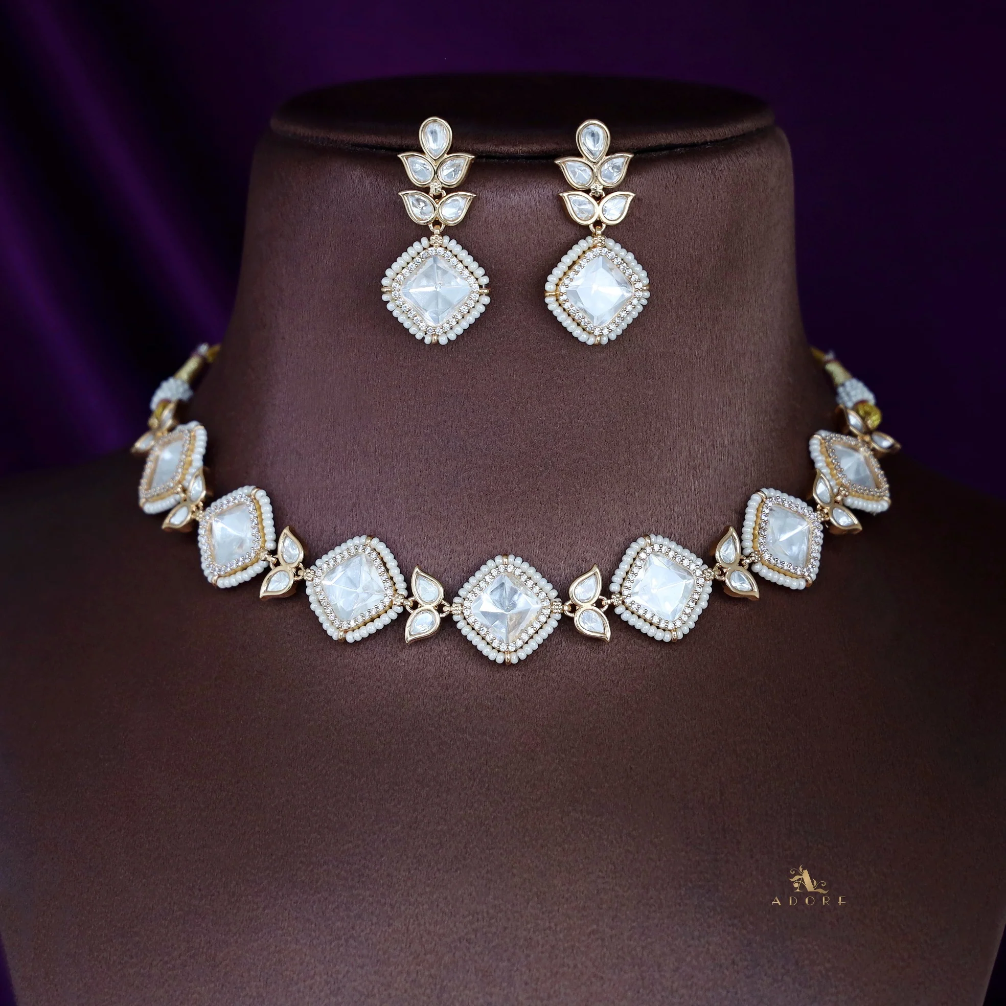 Nihara Kundan Choker With Earring - Image 7