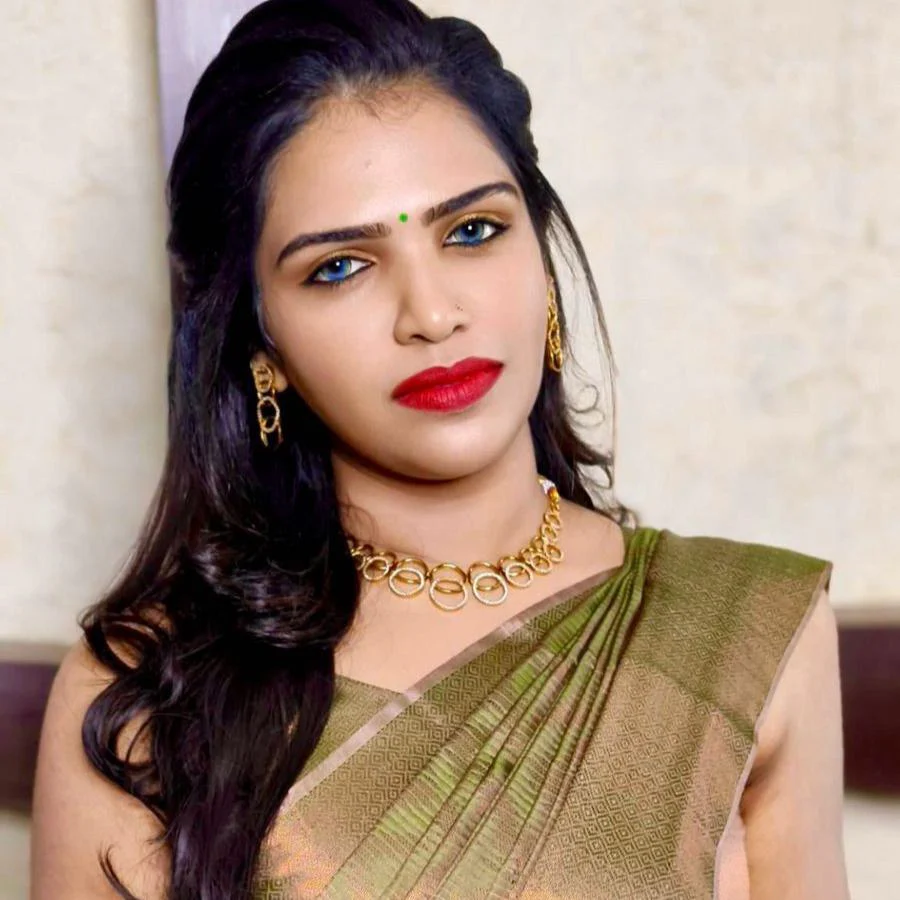 Laila AD Stone Short Neckpiece With Earring - Image 13