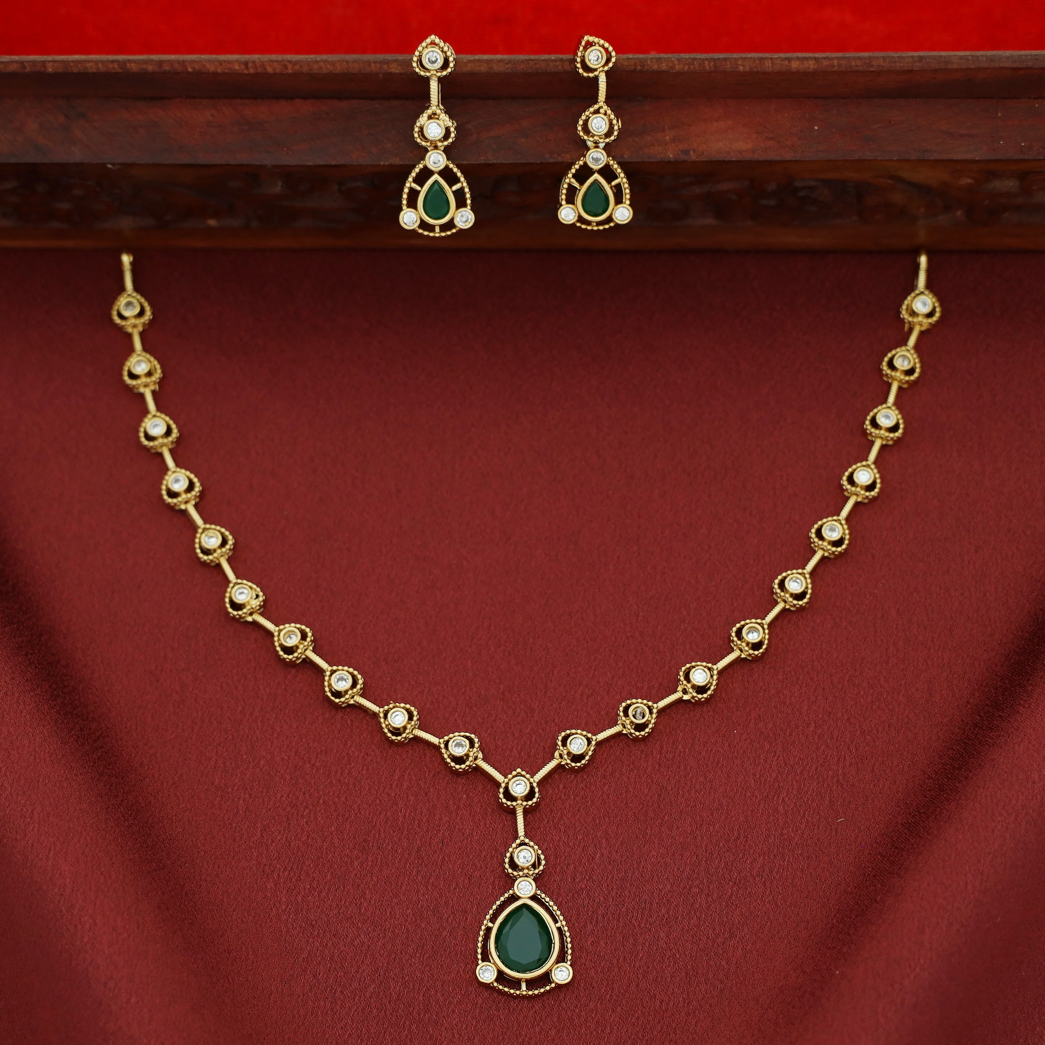 Lailana Rain Drop Stone Short Neckpiece with Earring - Image 5