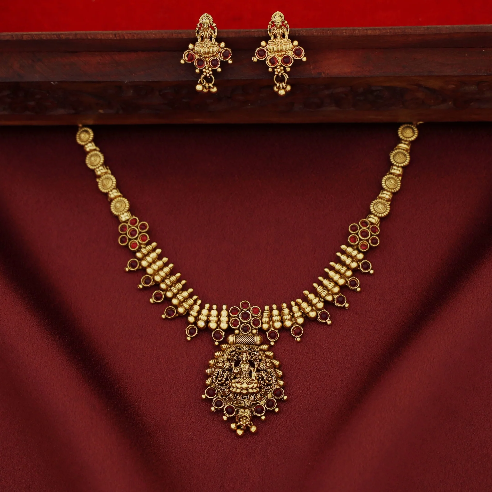 Lakshmi Bud Flower Neckpiece with Earring - Image 3
