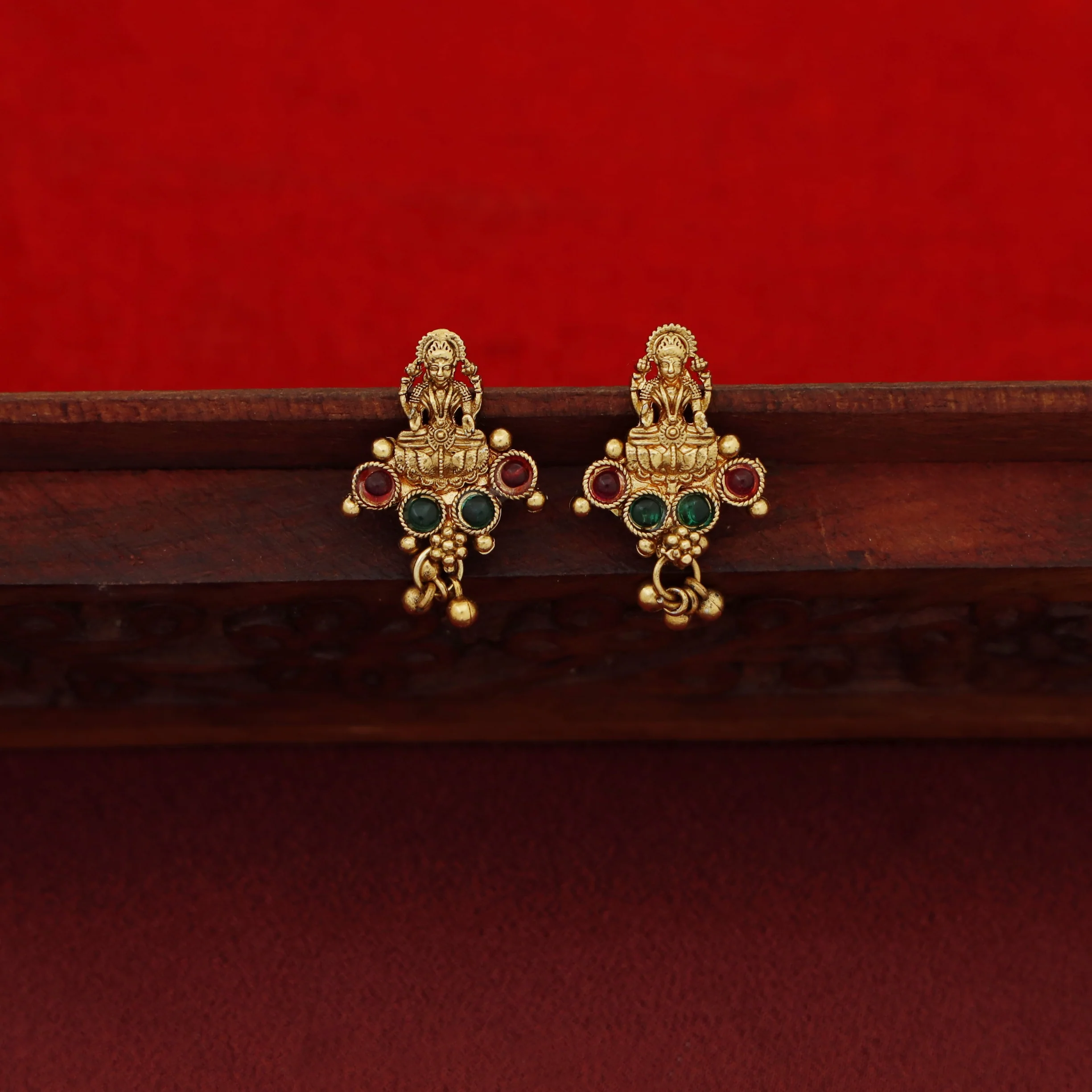 Lakshmi Bud Flower Neckpiece with Earring - Image 7