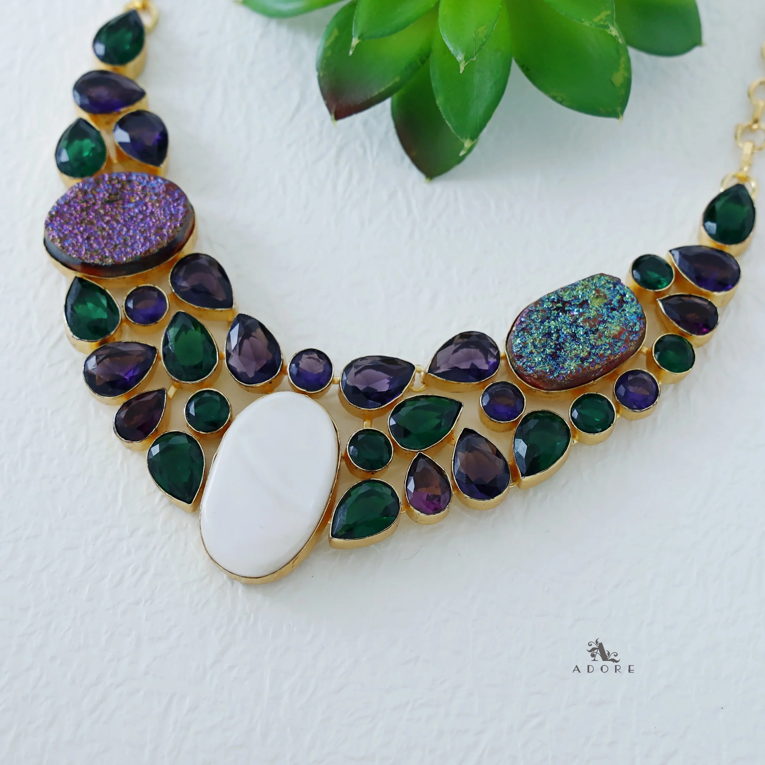 Lamea Neckpiece - Image 2