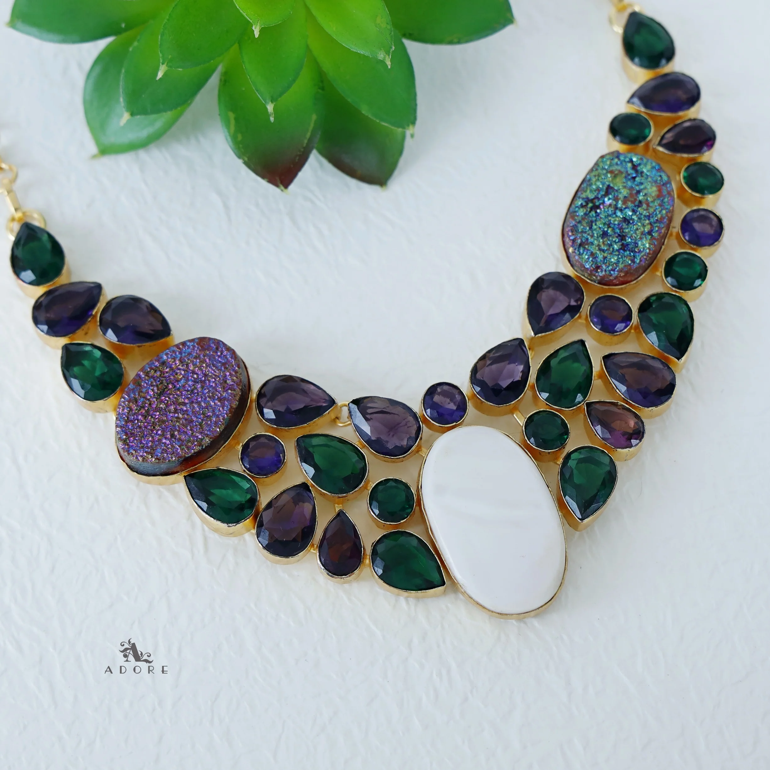 Lamea Neckpiece - Image 3