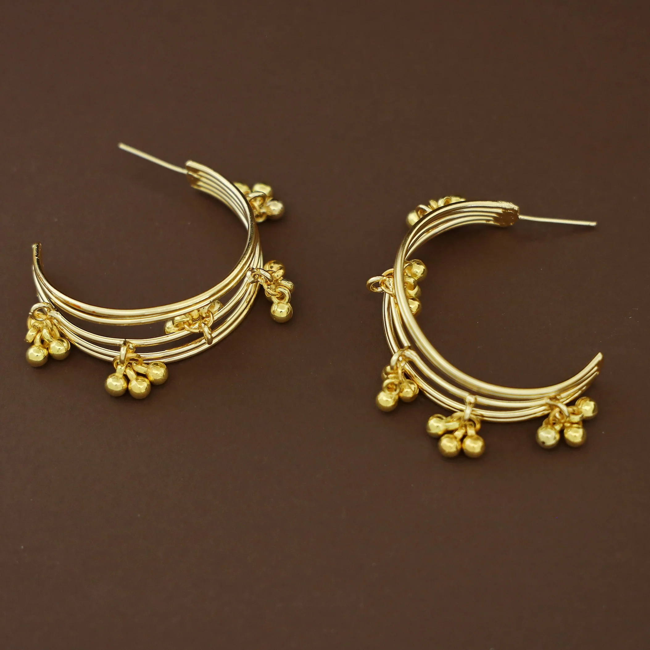 Lamie Golden Ball Hoop - Image 3