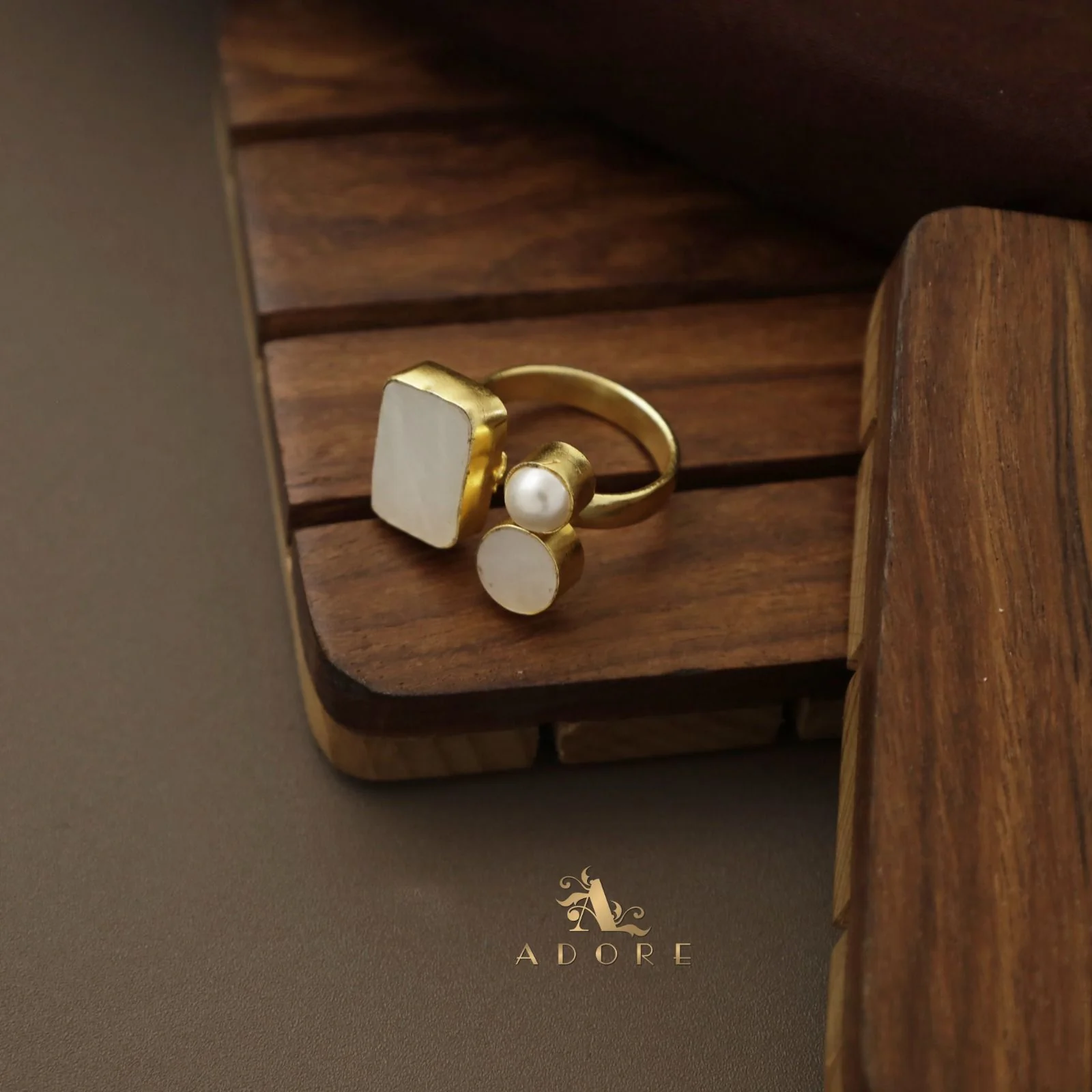 Lane MOP Ring - Image 3