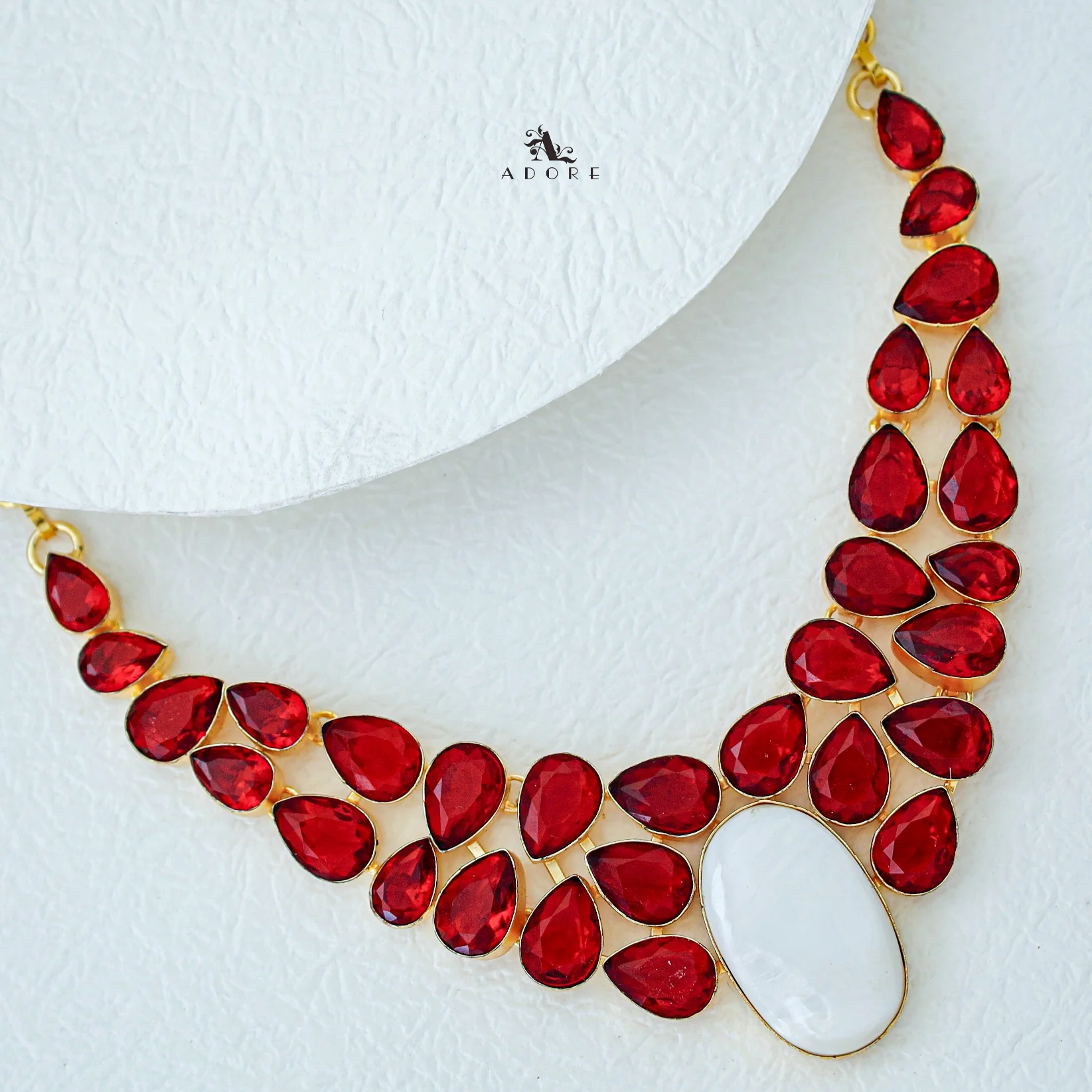 Lantine Neckpiece - Image 2
