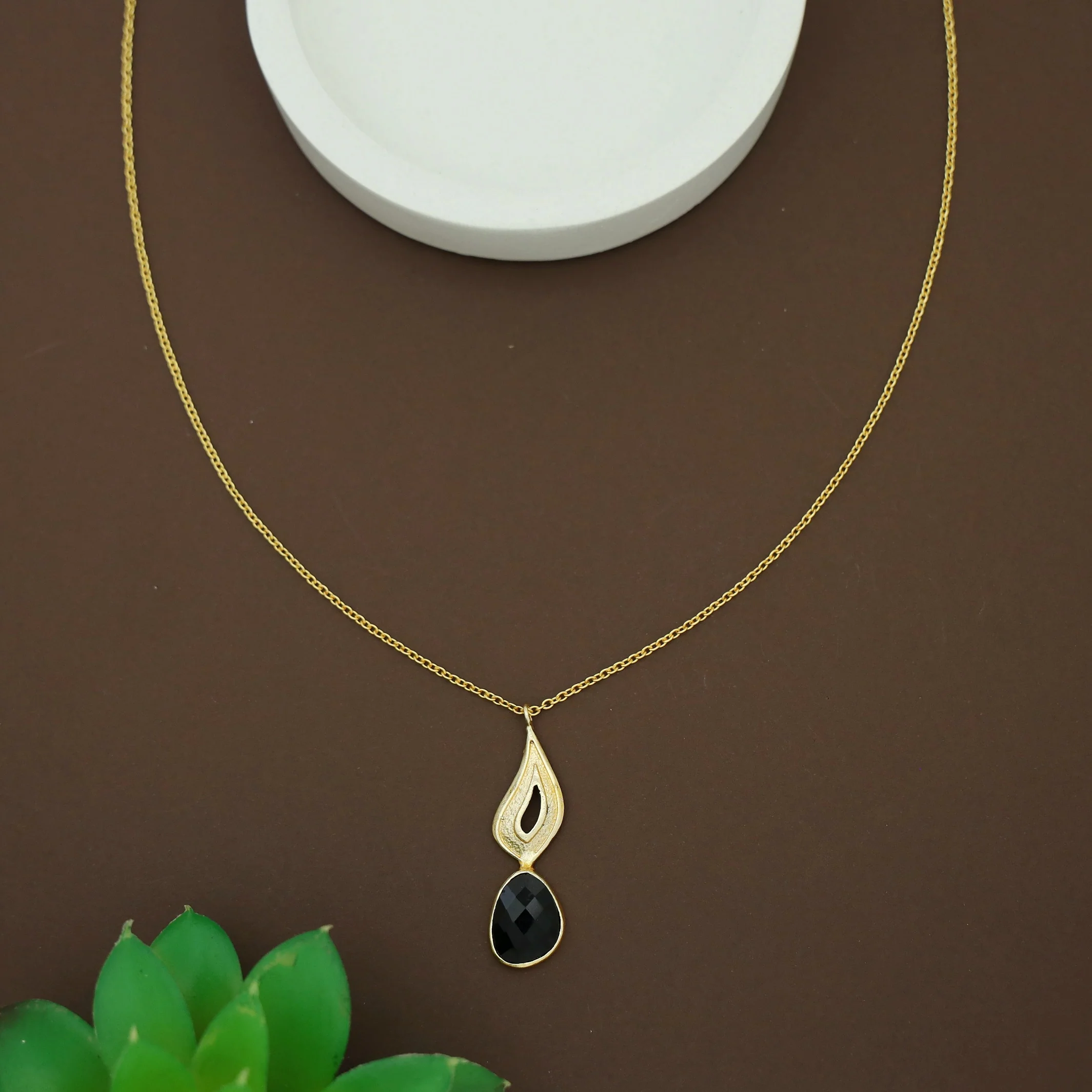 Lavie Golden Flame + Glossy Stone Necklace - Image 3