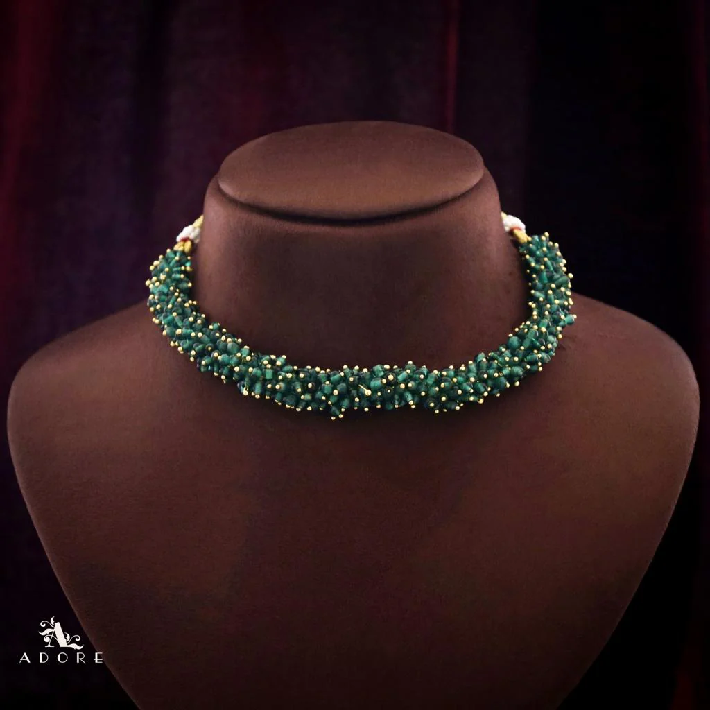 Lavinia Beads Short Neckpiece - Image 7
