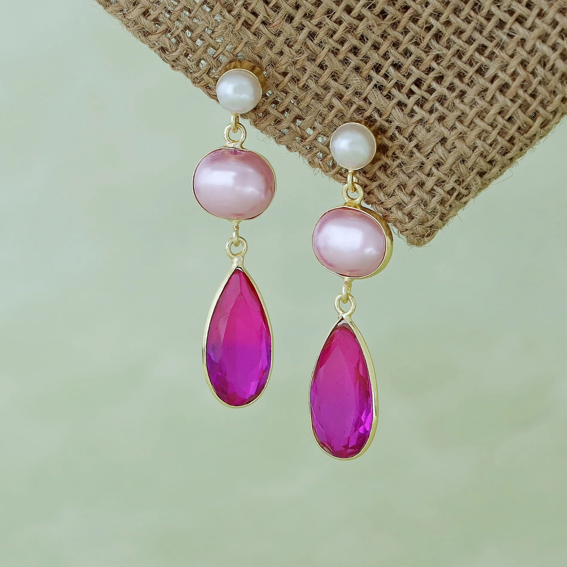 Laya Glossy And Pearl Earring - Image 3