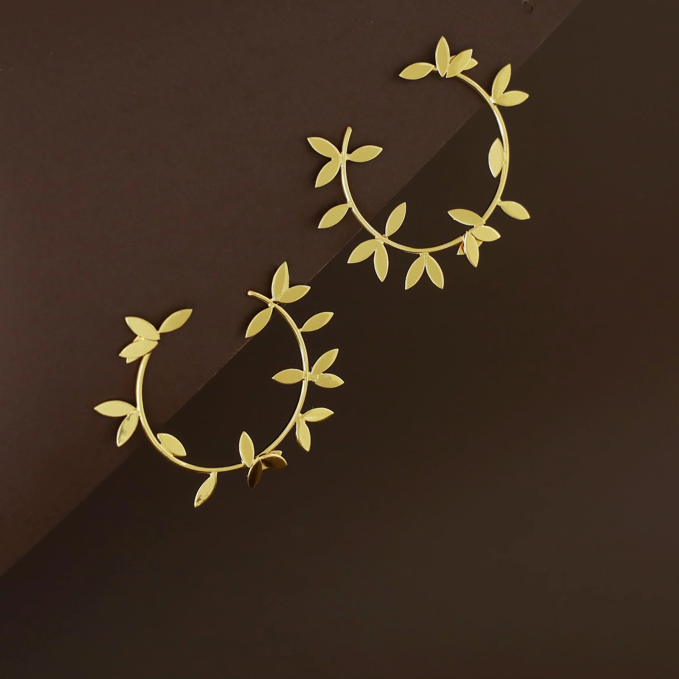 Leafy Loops (Medium) - Image 2