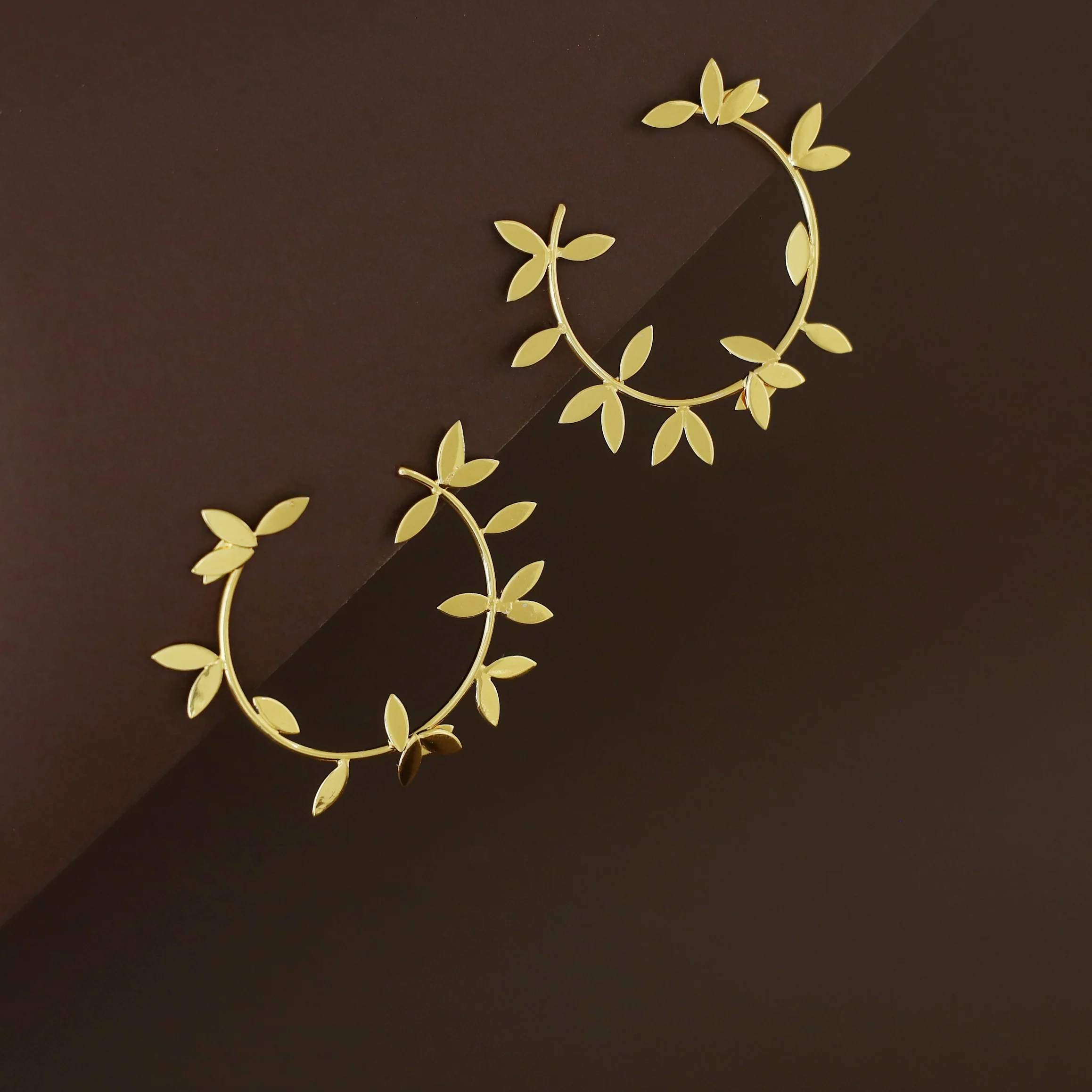 Leafy Loops (Medium) - Image 4