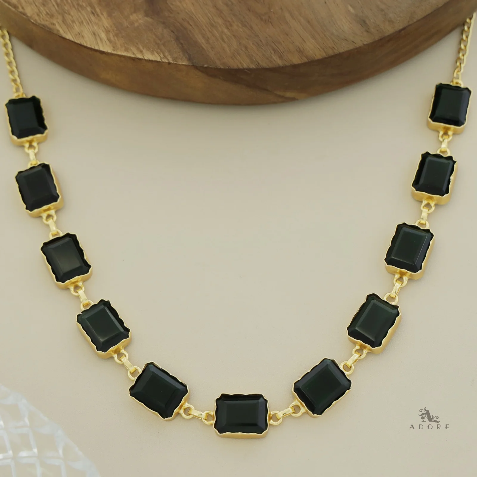 Leah Magic Brick Neckpiece - Image 2