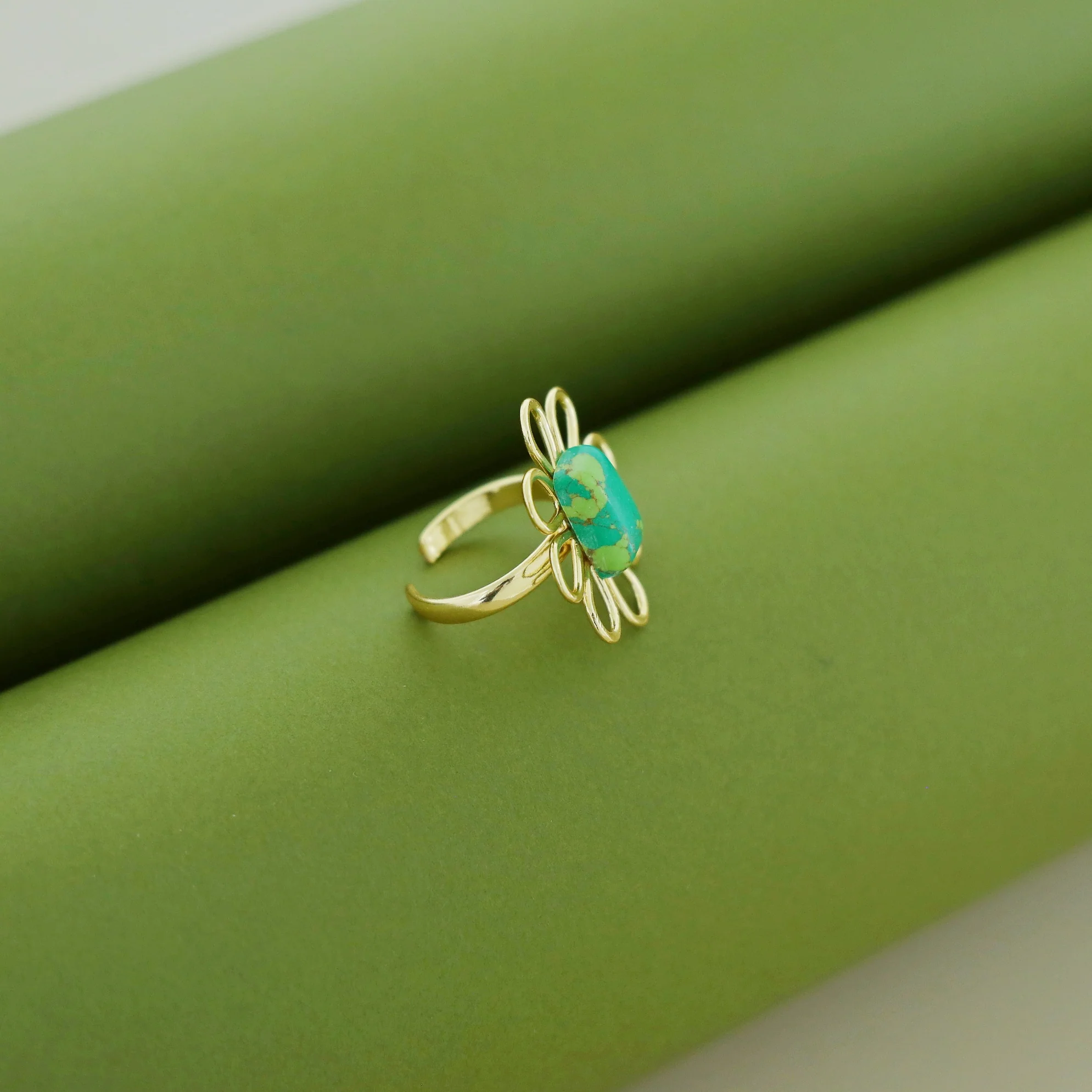 Lee Golden Flower Ring - Image 4
