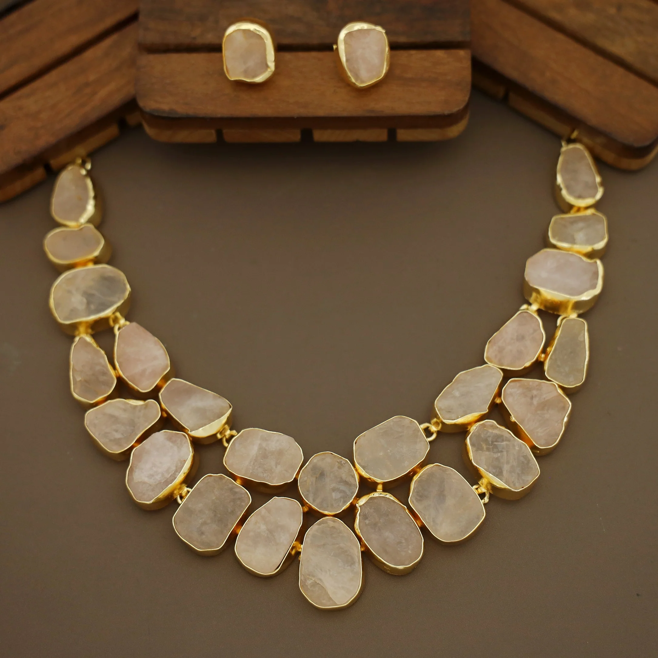 Lenore Raw Stone Short Neckpiece with Stud - Image 5