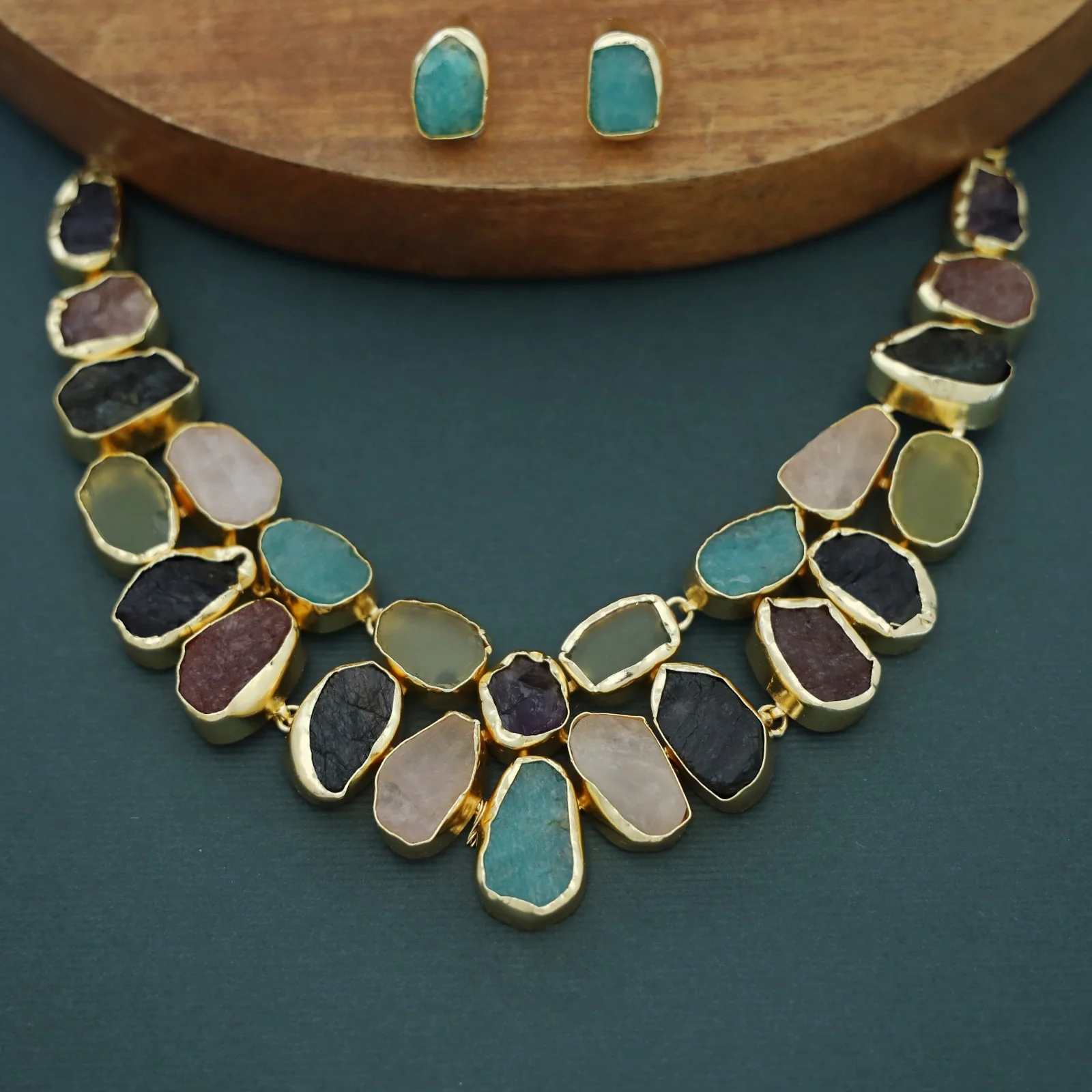 Lenore Raw Stone Short Neckpiece with Stud - Image 9