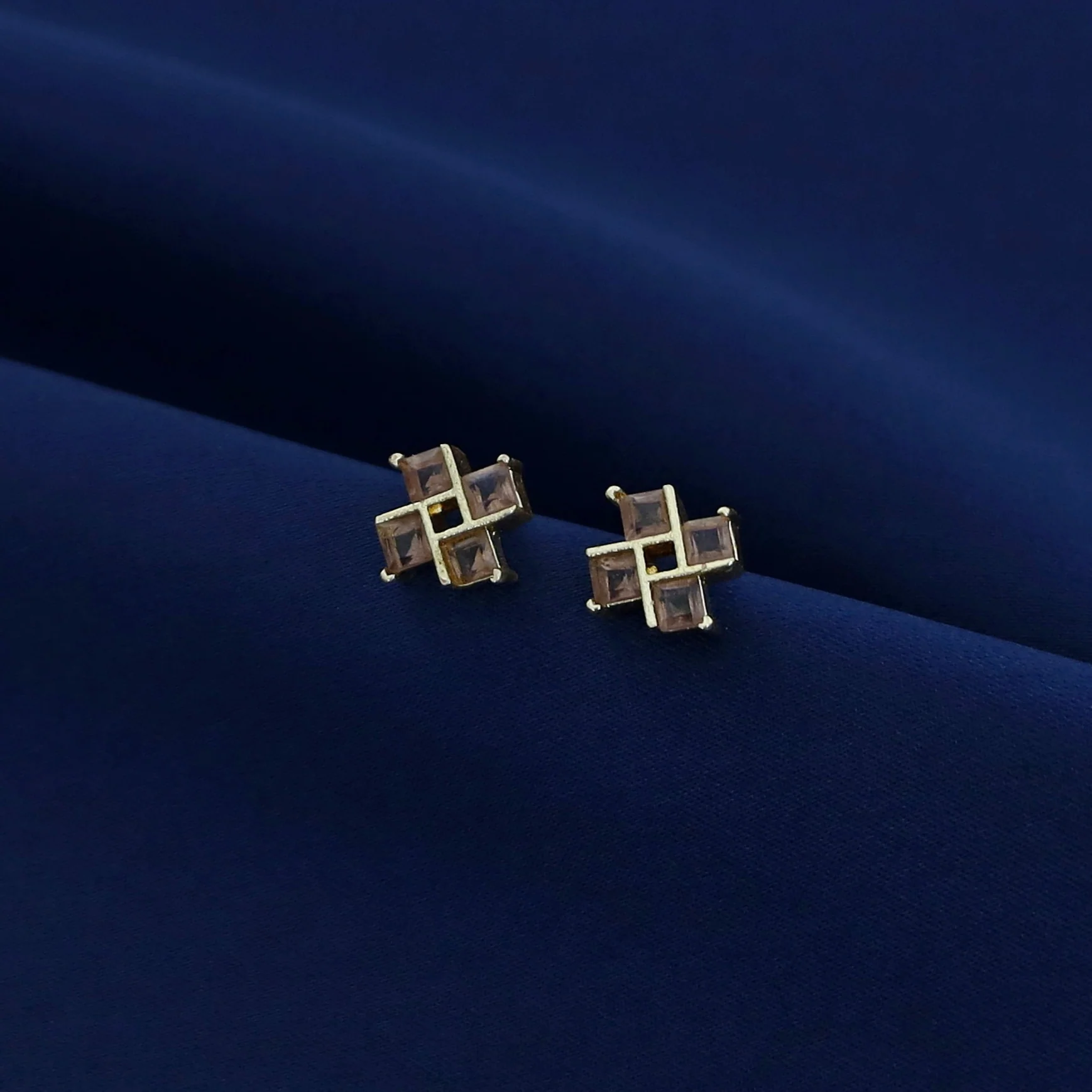Lexie Tetra Glossy Stone Stud - Image 3