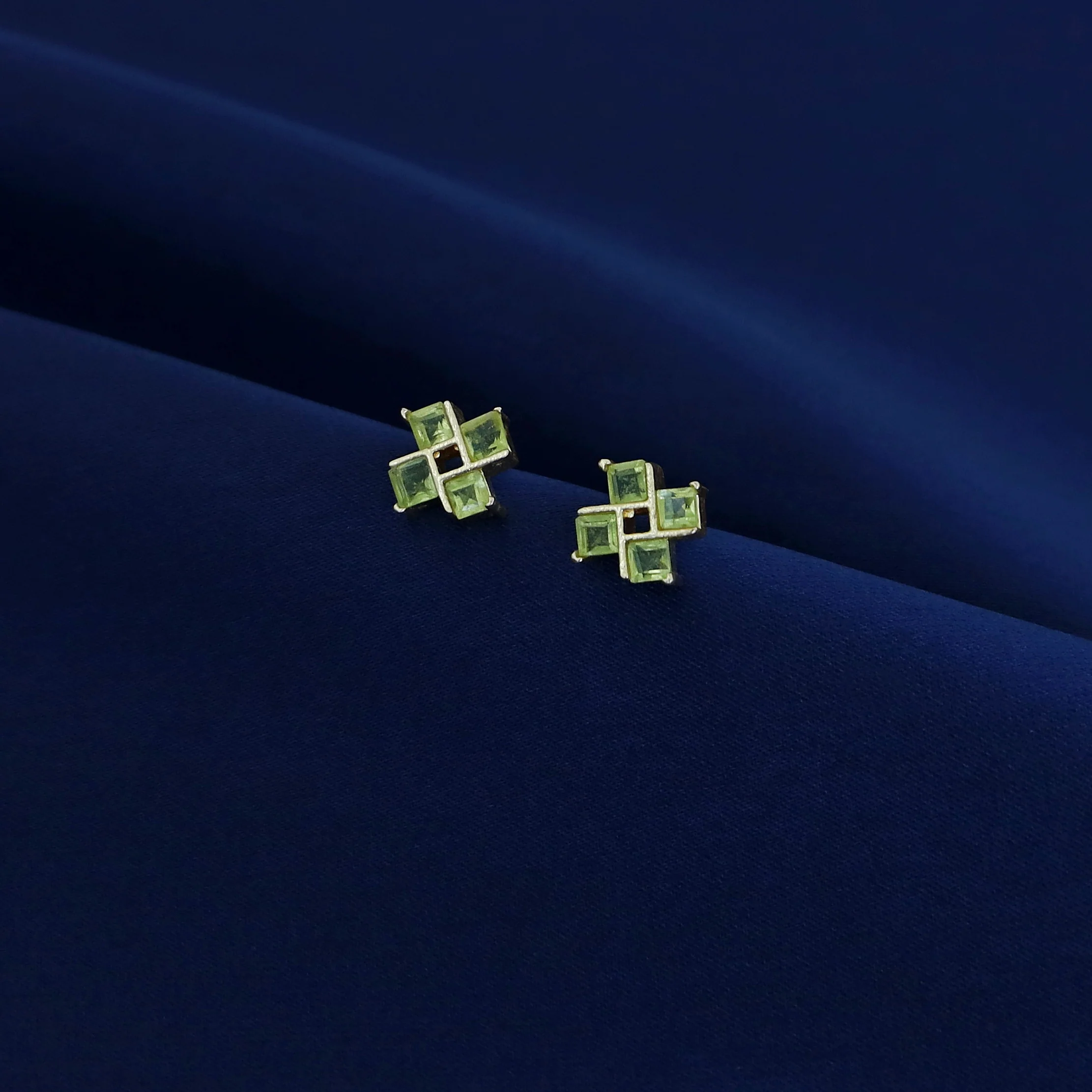 Lexie Tetra Glossy Stone Stud - Image 6