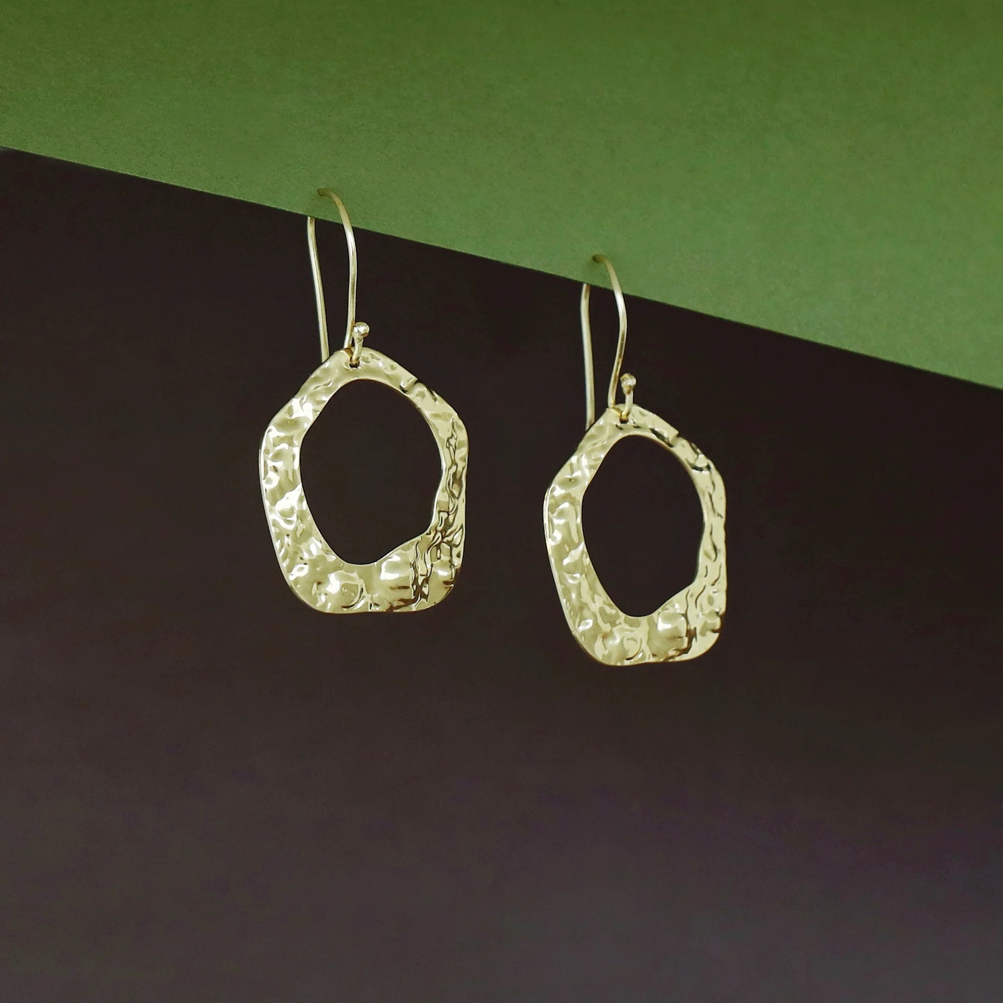 Lia Golden Hammered Drop - Image 3