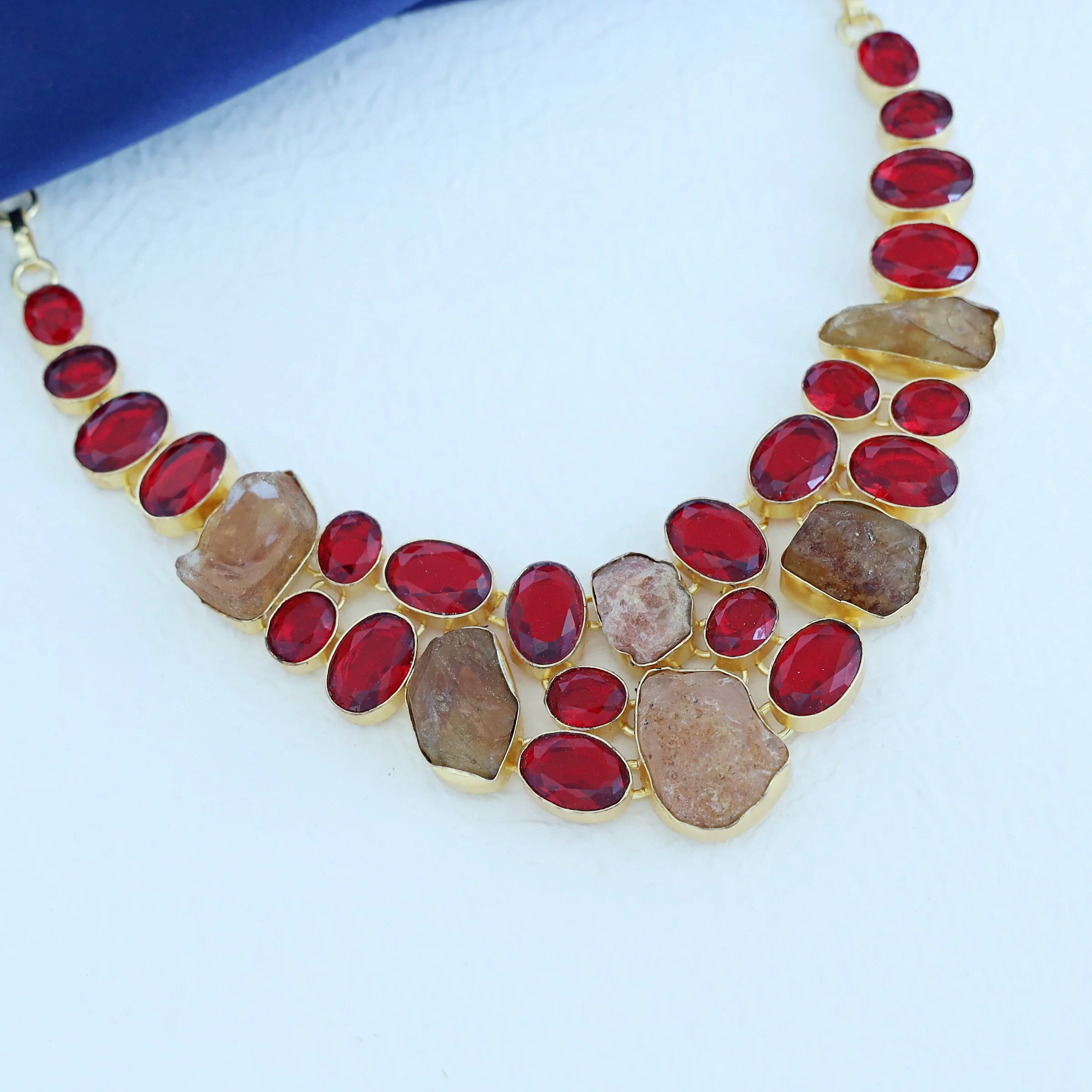 Lila Glossy Neckpiece - Image 2
