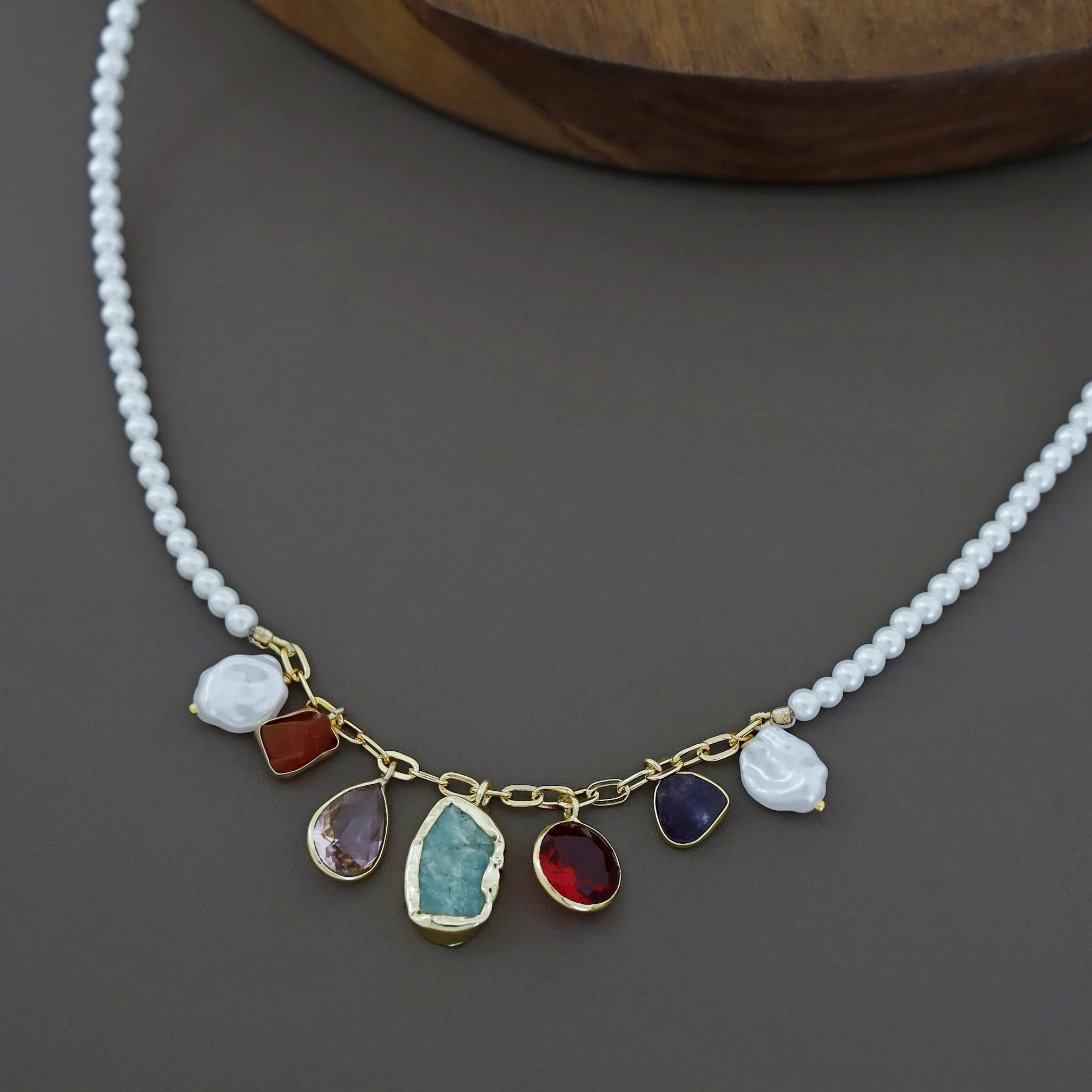Lilianna Baroque + Raw Stone + Glossy Pearl Neckpiece - Image 2