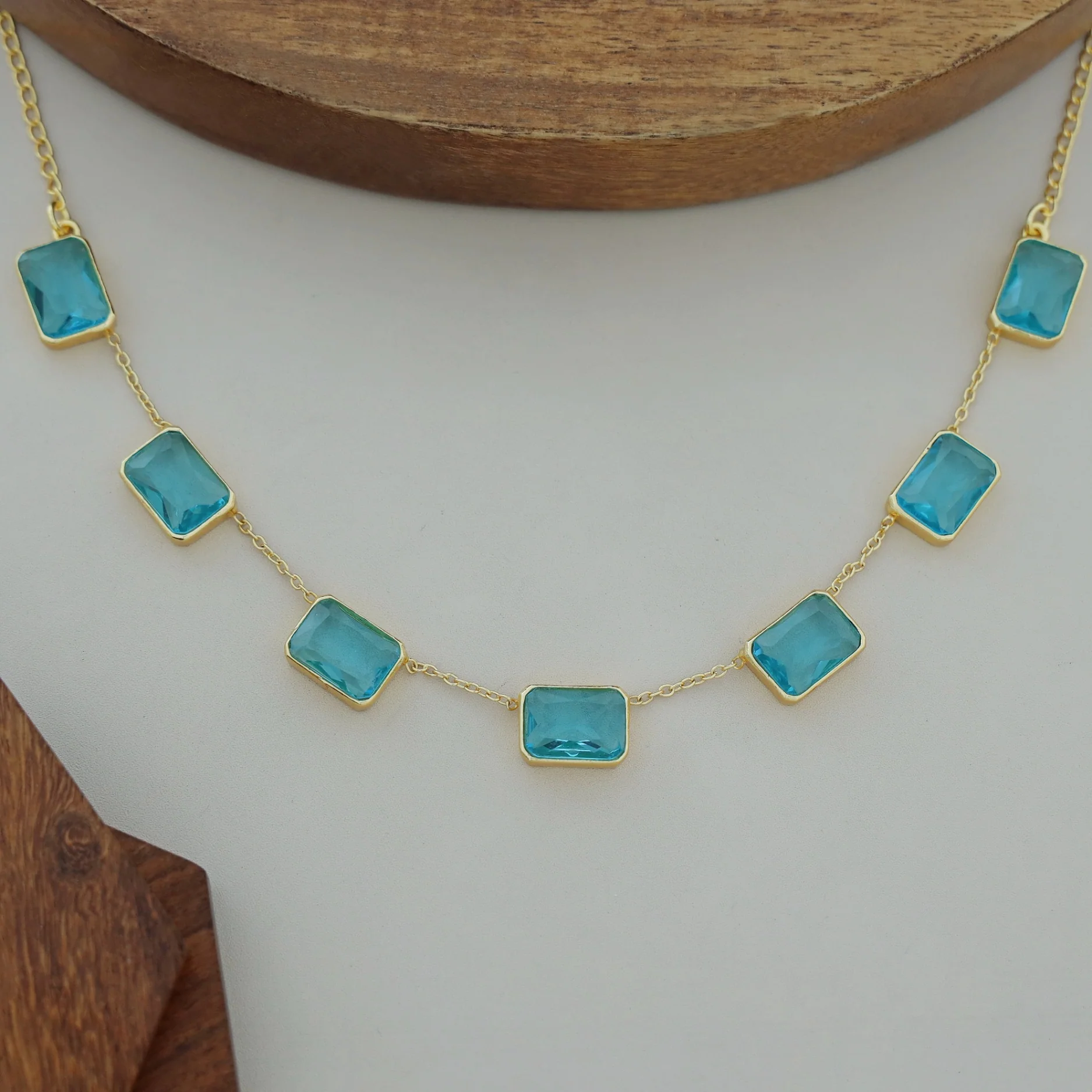 Lilith Glossy Rectangle 7 Stone Neckpiece - Image 10