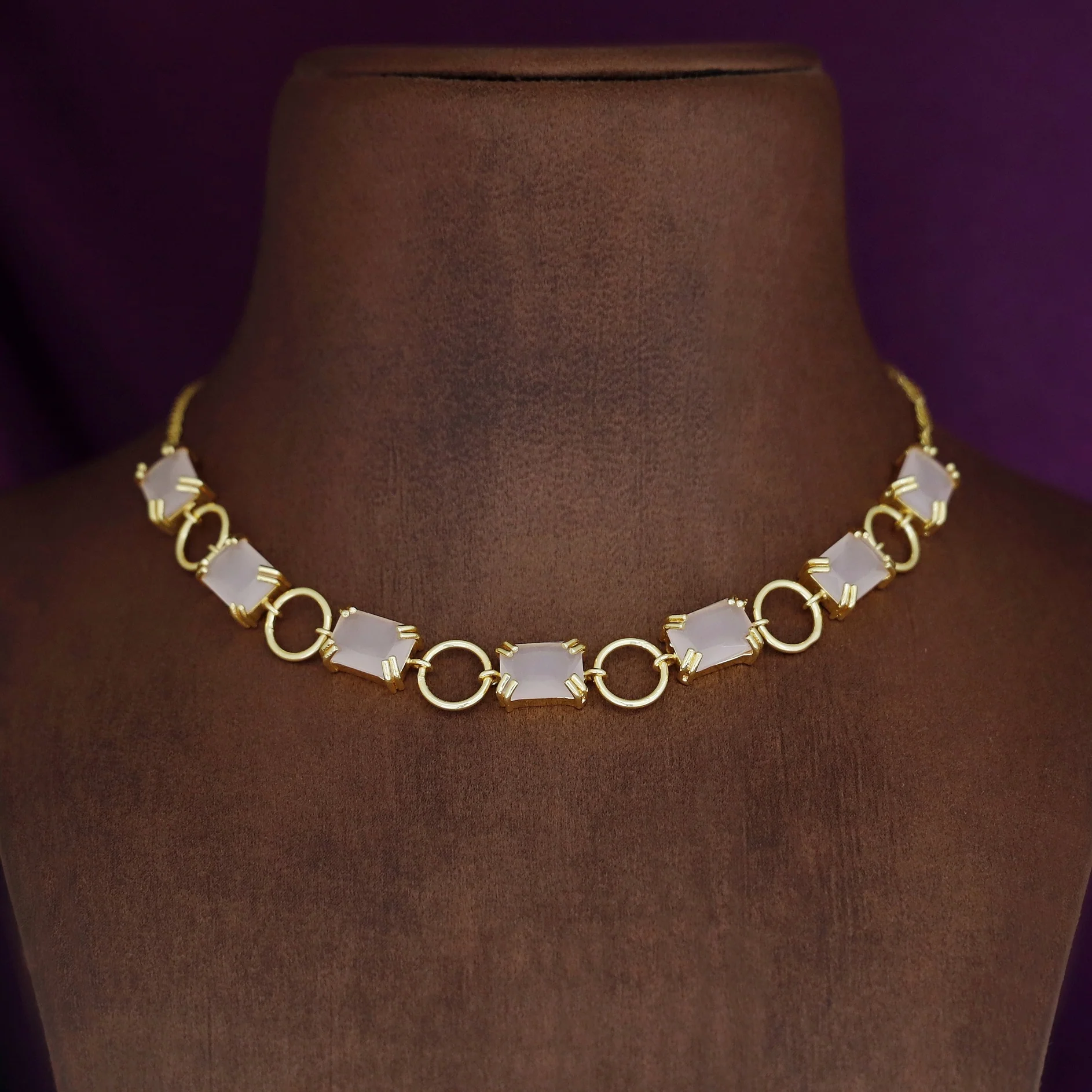 Lilith Claw Glossy Rectangle Circle Neckpiece - Image 2