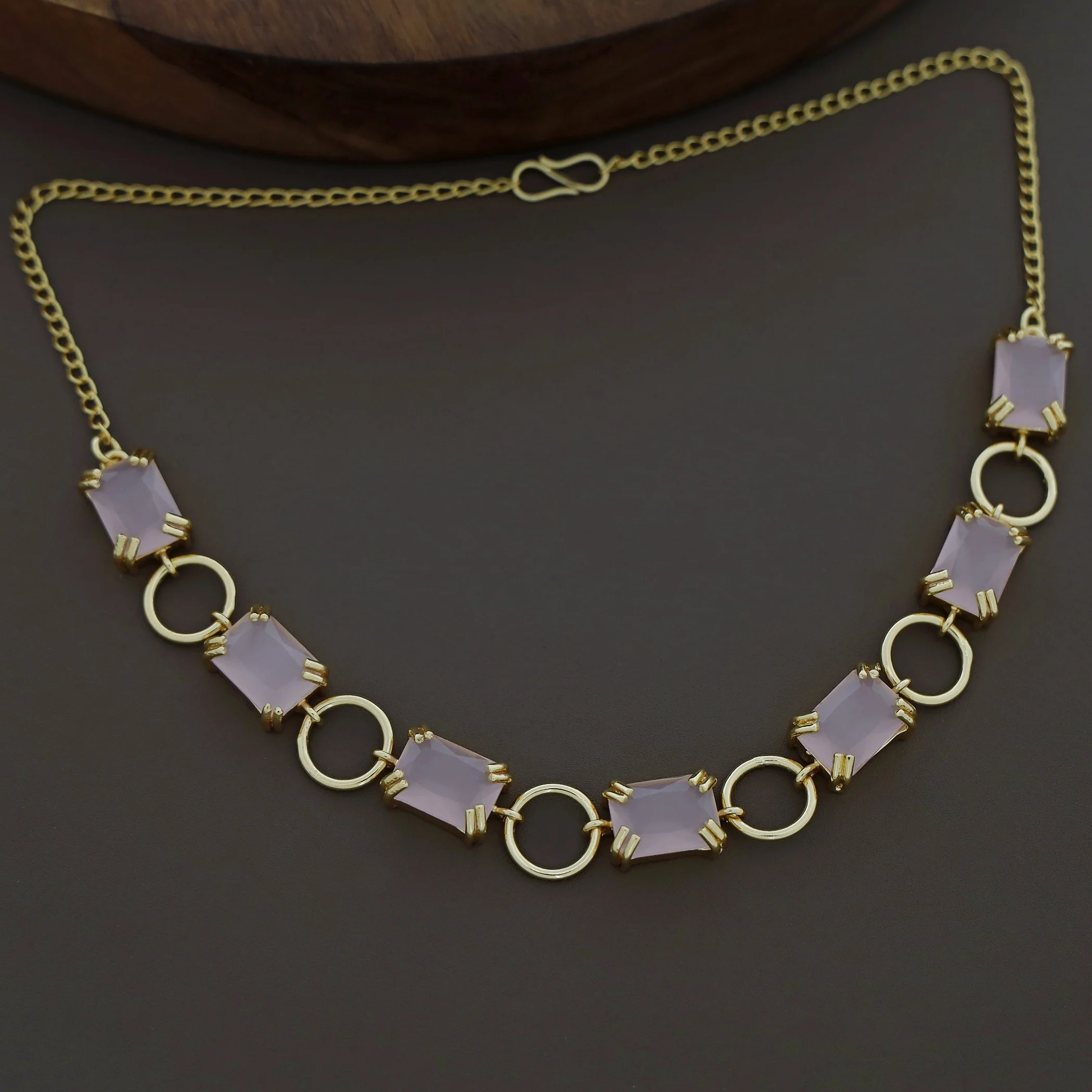 Lilith Claw Glossy Rectangle Circle Neckpiece - Image 9