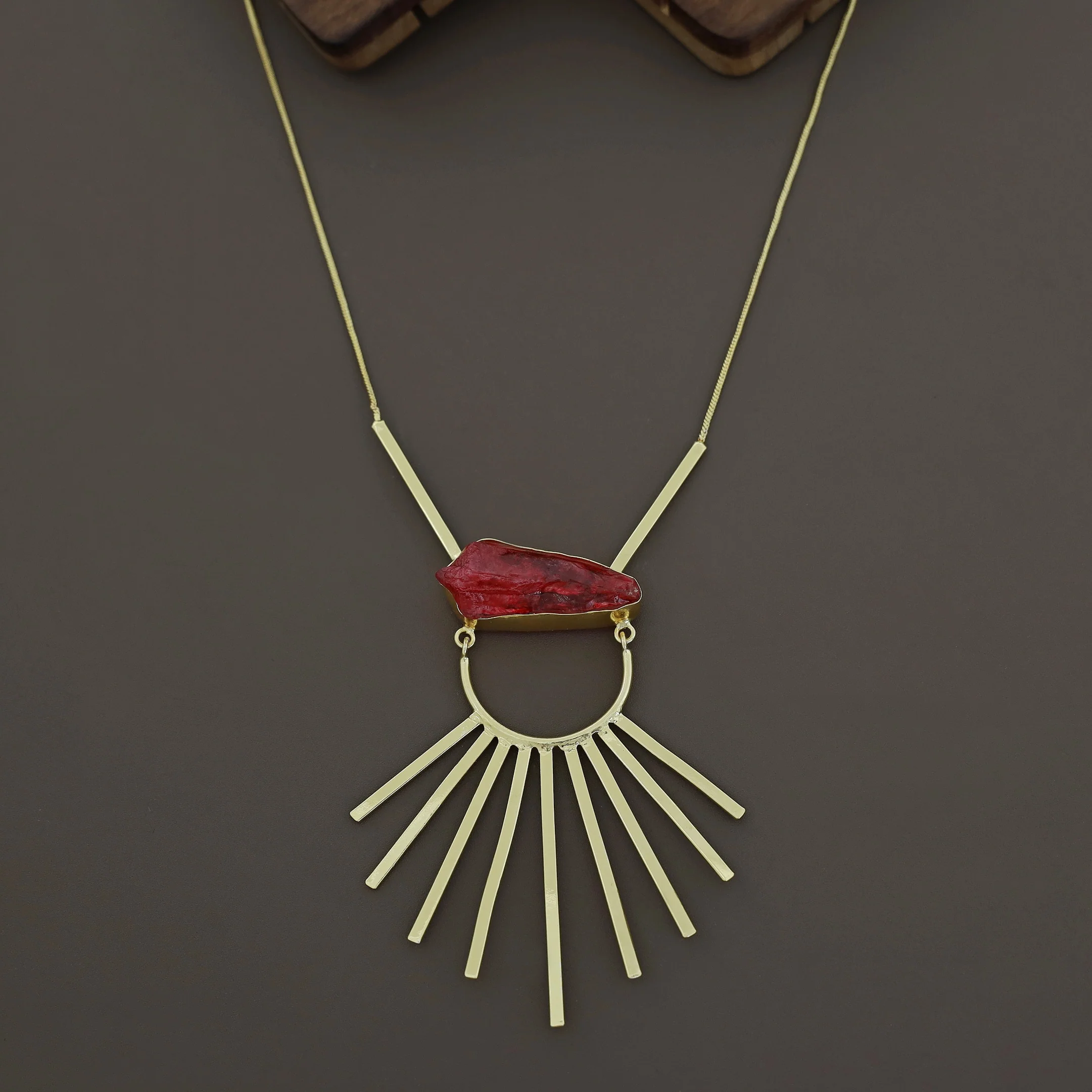 Lilou Golden Shower Dyed Stone Long Neckpiece - Image 10