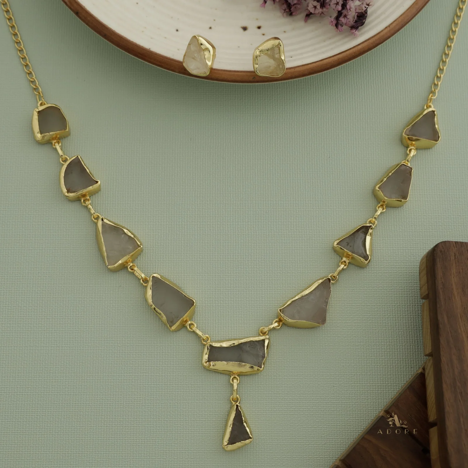 Linden Raw Stone Neckpiece With Earring - Image 15