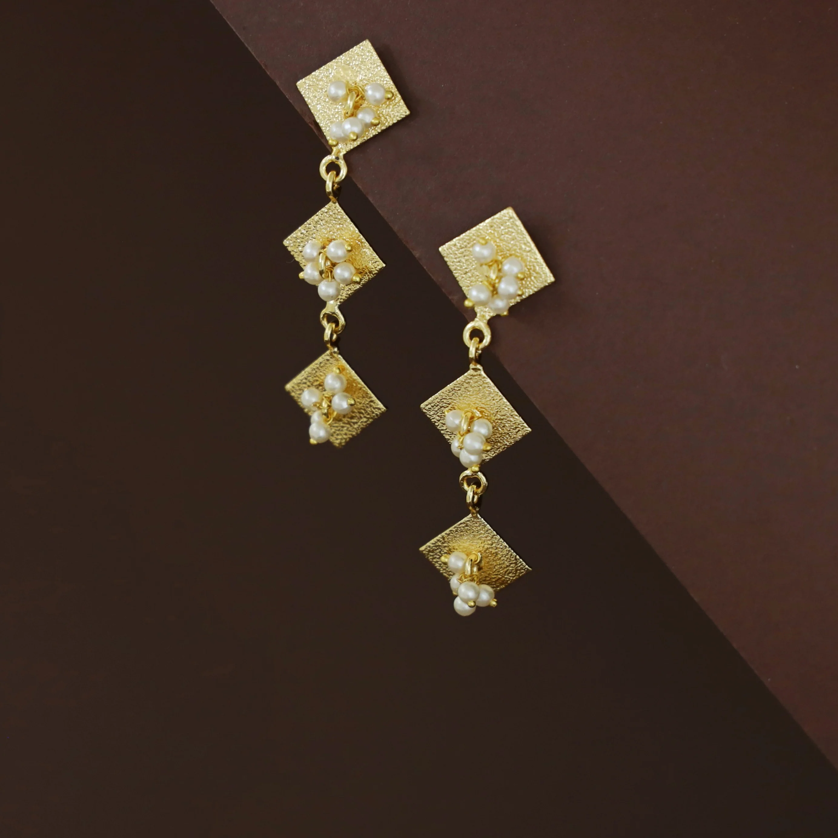 Lindy Golden Textured Tri Square Pearl Earring - Image 3