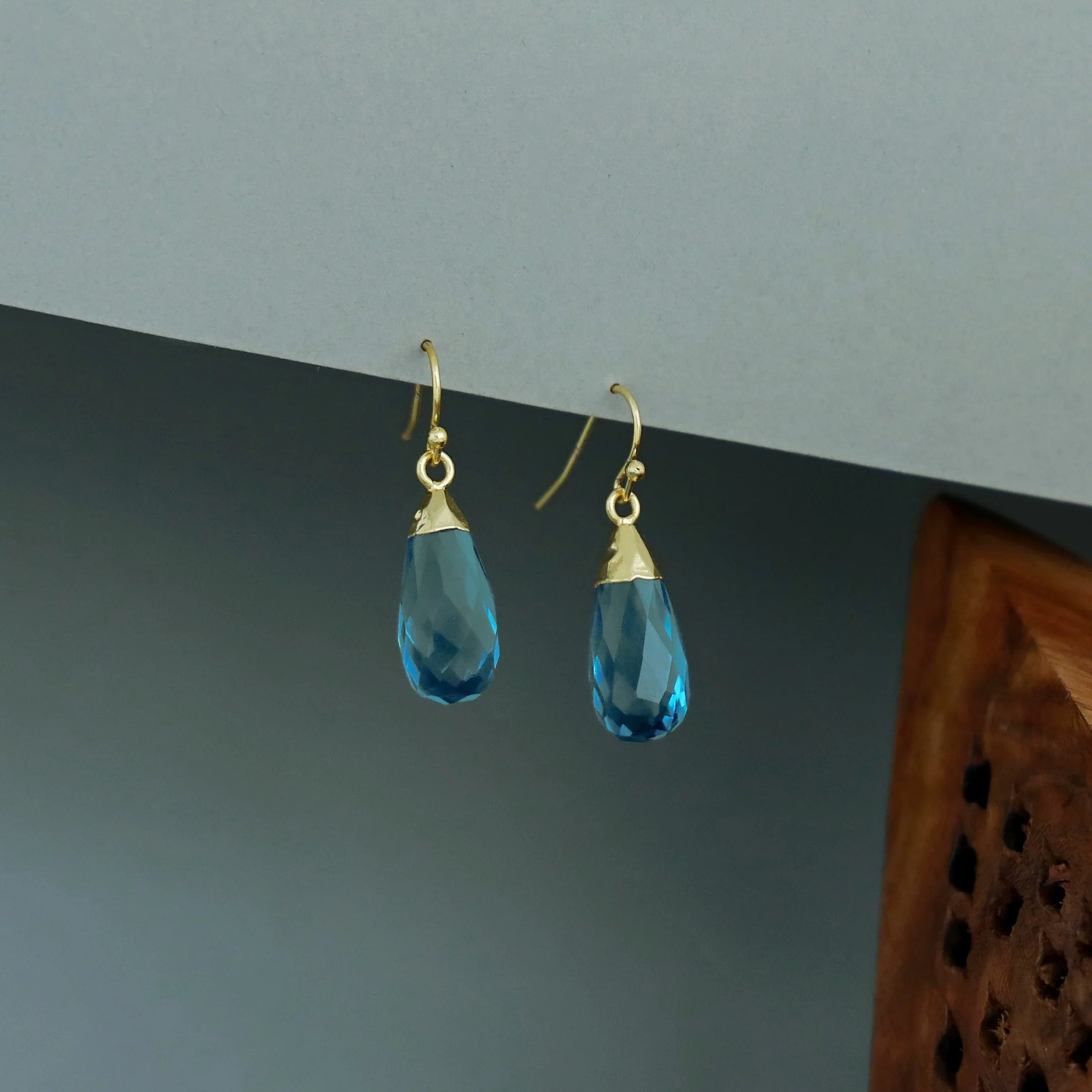 Linsa Golden Glossy Bud Drop - Image 5