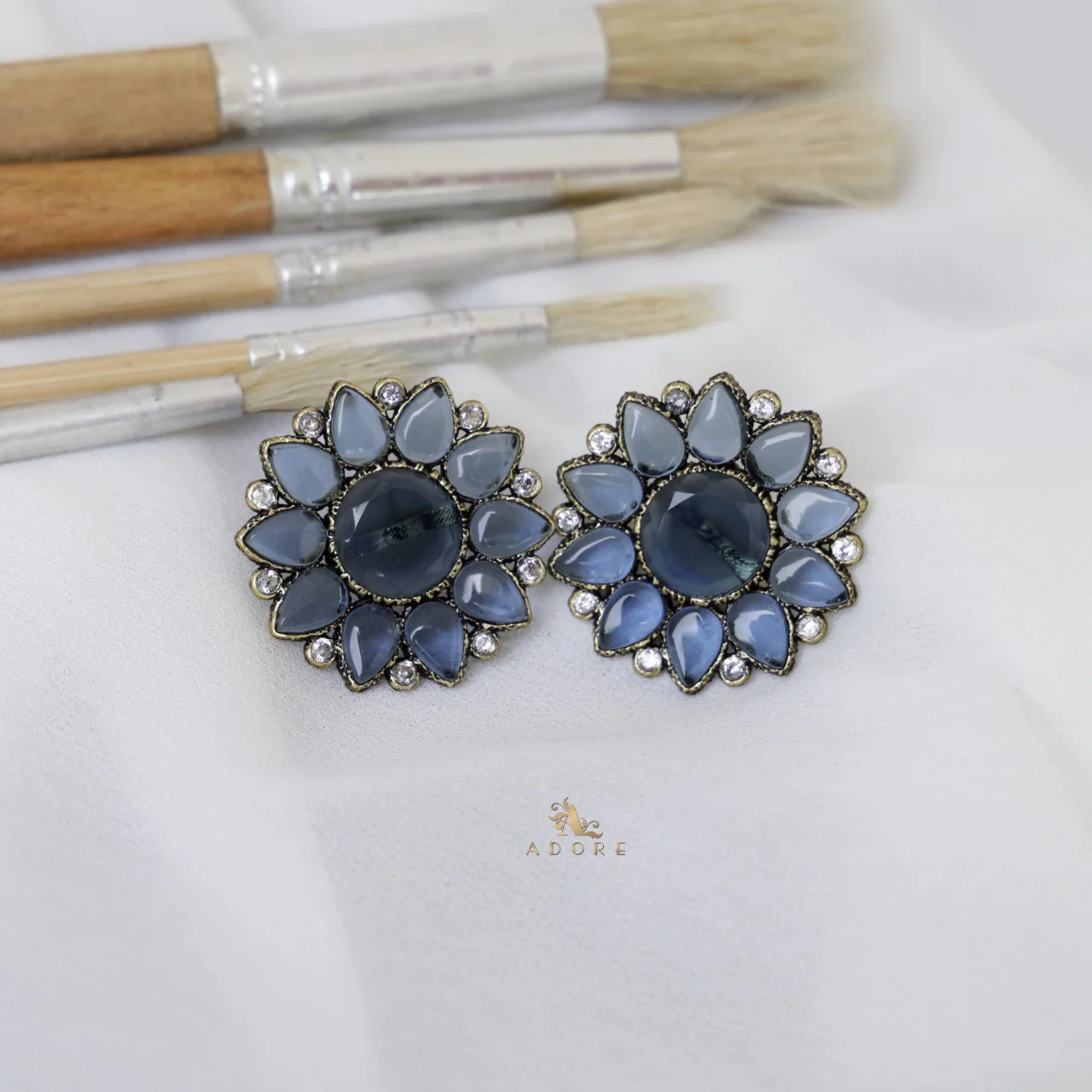 Lissandra Flower Earring - Image 10