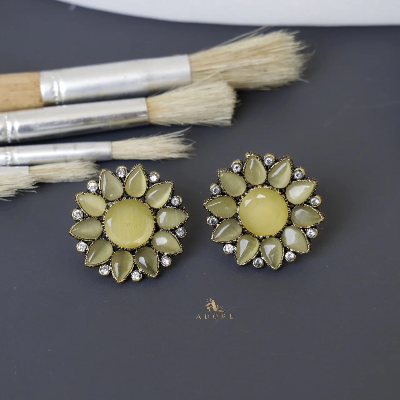Lissandra Flower Earring - Image 3