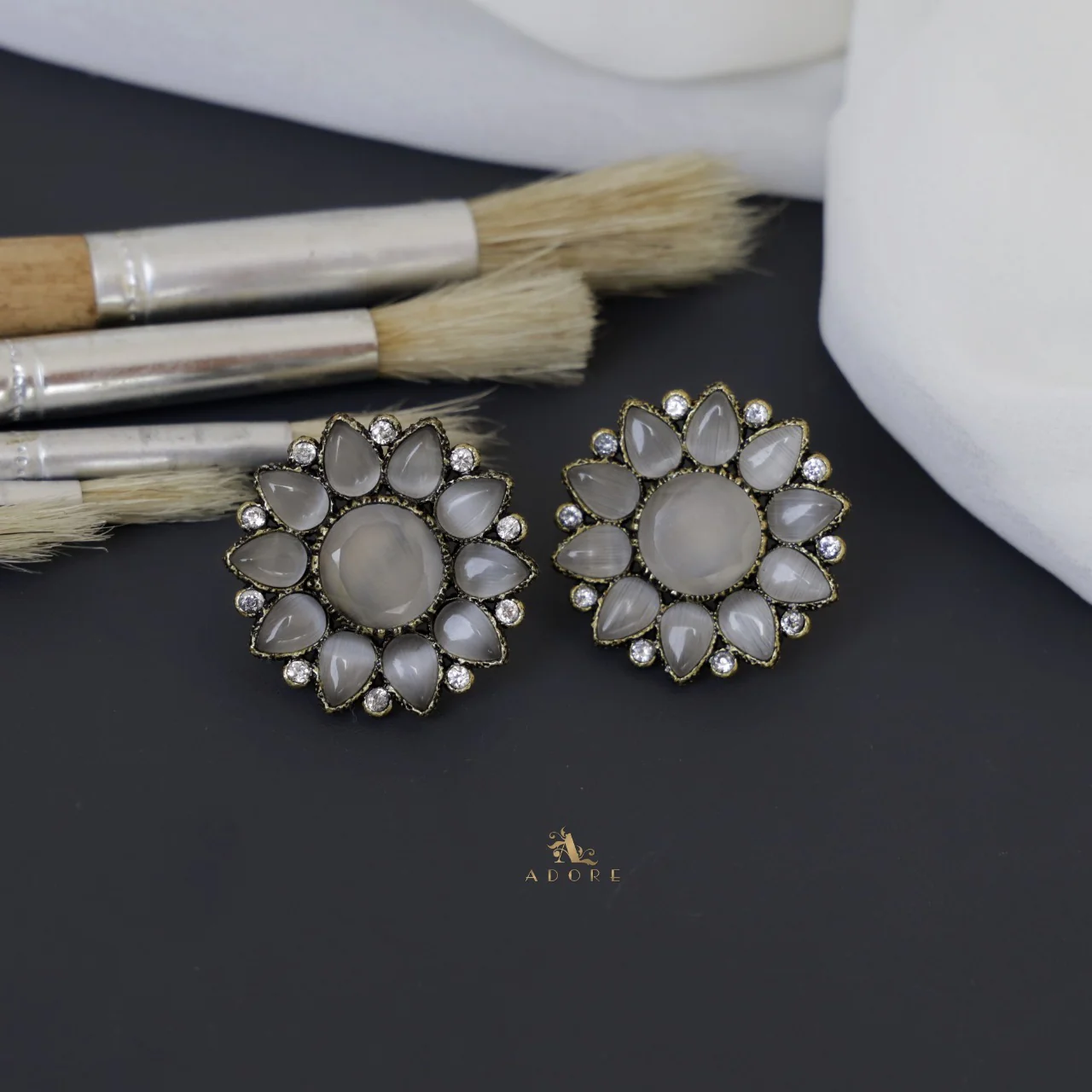 Lissandra Flower Earring - Image 5