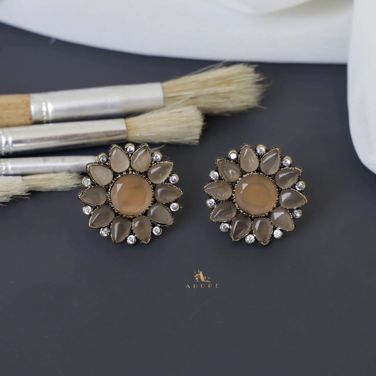 Lissandra Flower Earring - Image 9