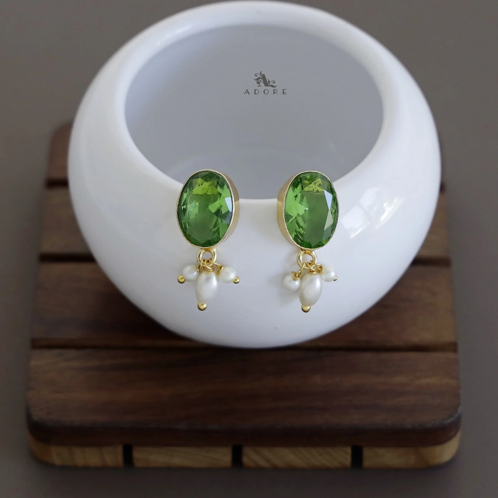 Liv Glossy Oval Pearl Earring - Image 13