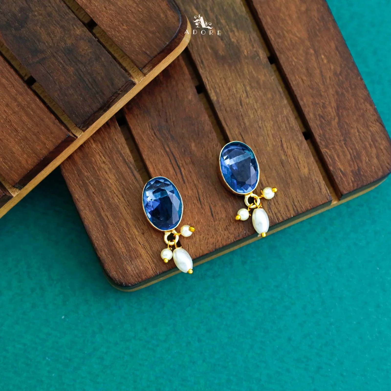 Liv Glossy Oval Pearl Earring - Image 22
