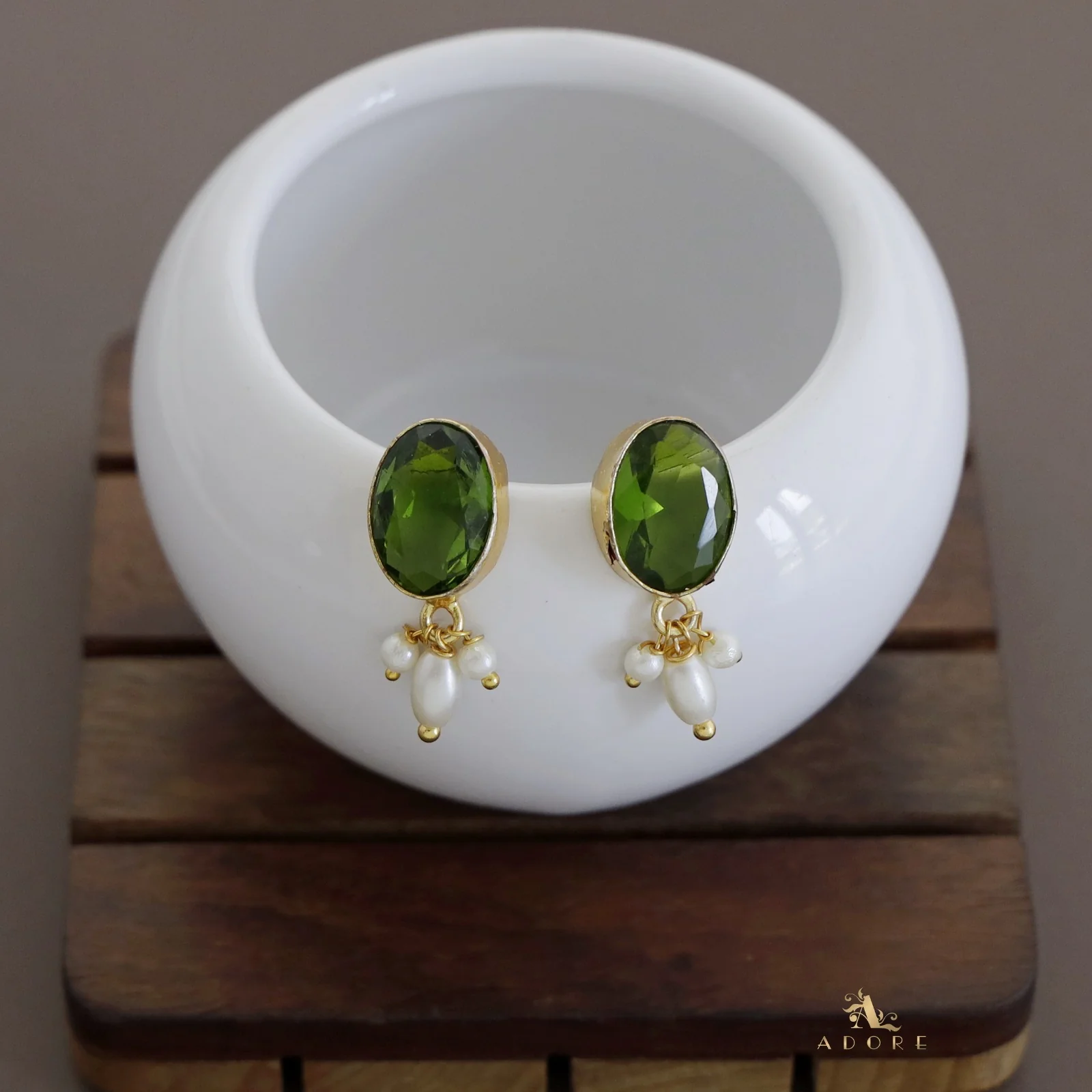 Liv Glossy Oval Pearl Earring - Image 6