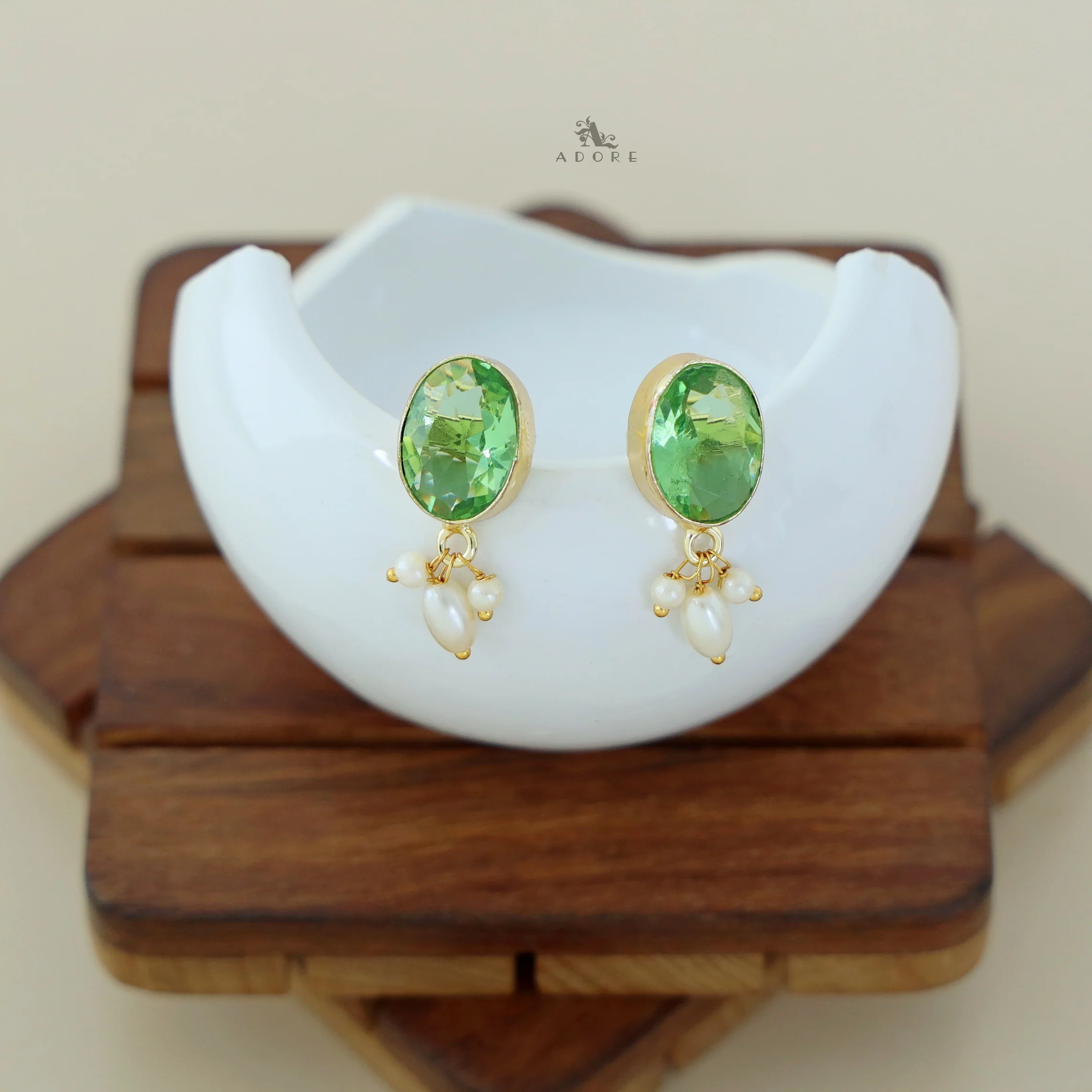 Liv Glossy Oval Pearl Earring - Image 7