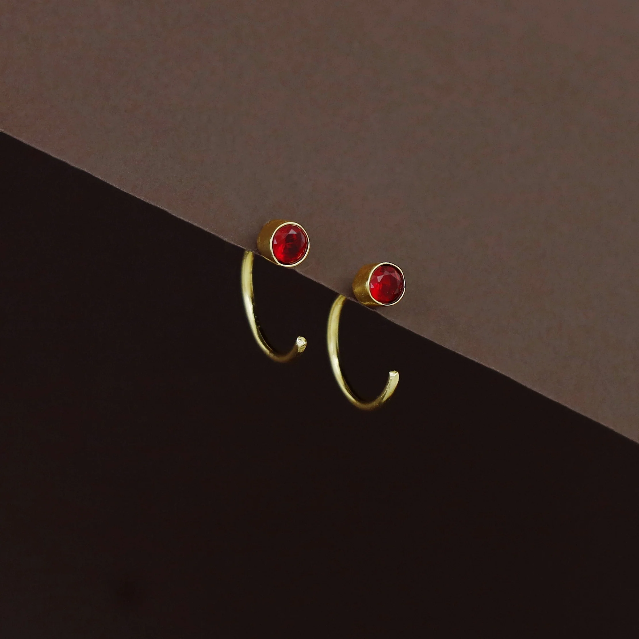 Lizelle Half Hoop Glossy Earring - Image 6