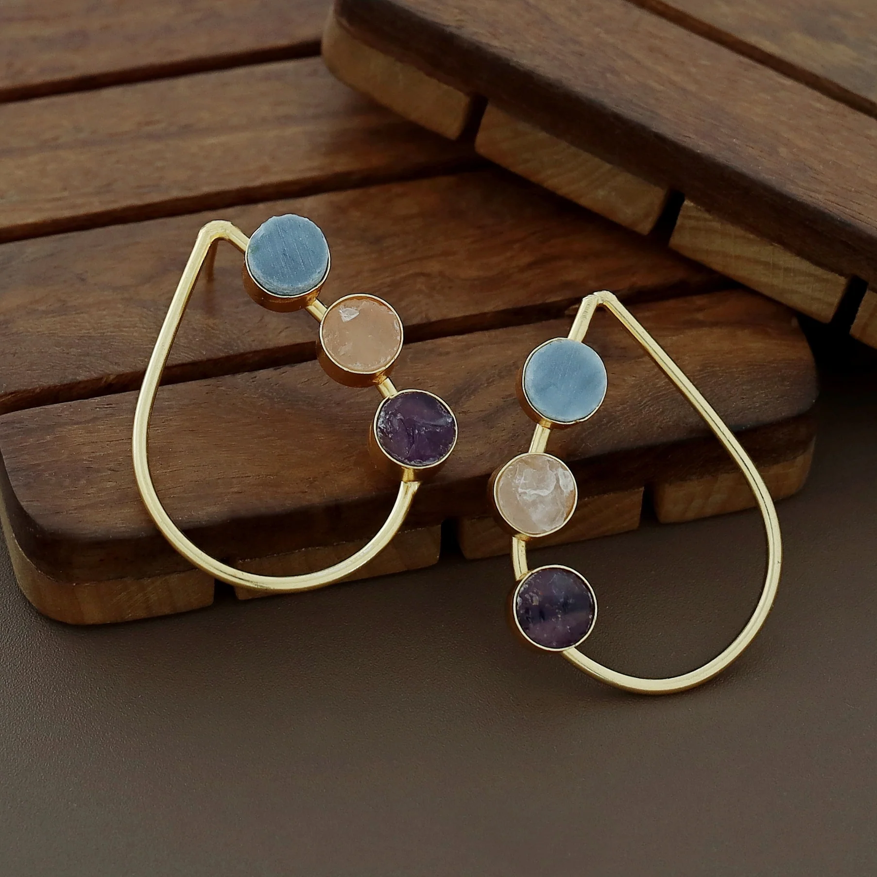 Lolita Oval Earrings - Image 10