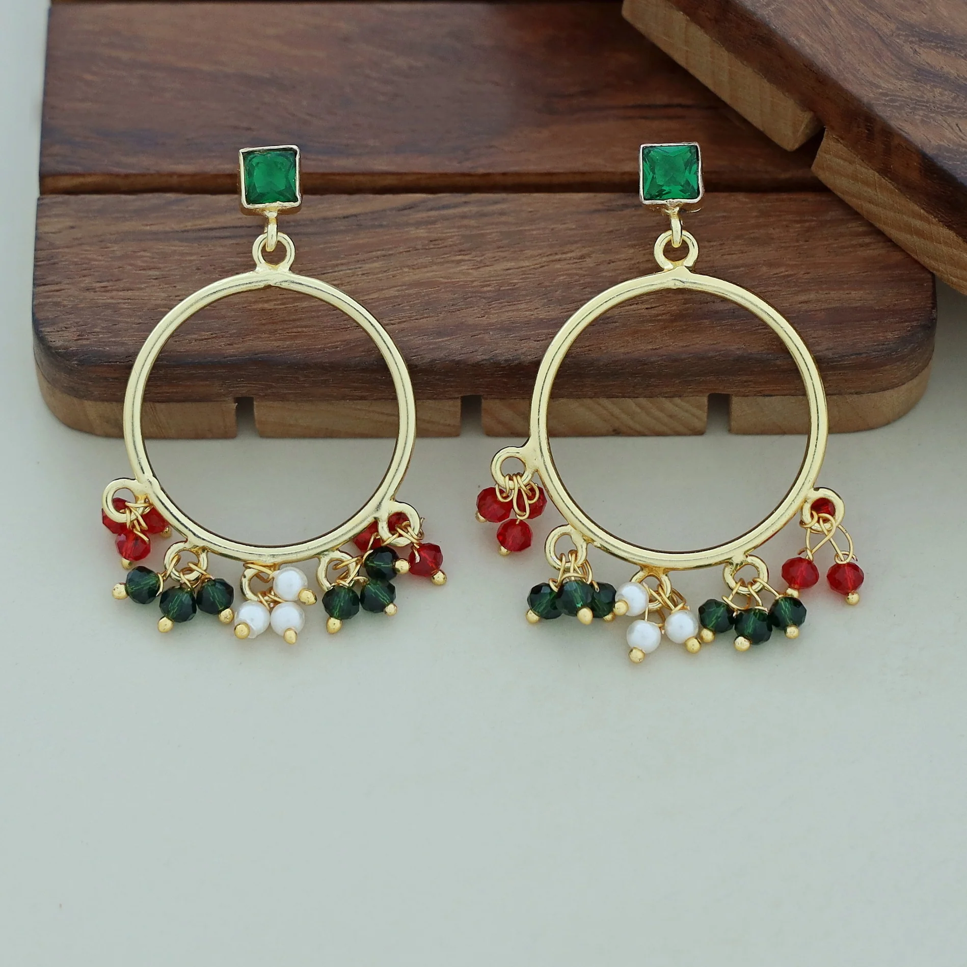 Lolla Glossy Pearl Earring - Image 3